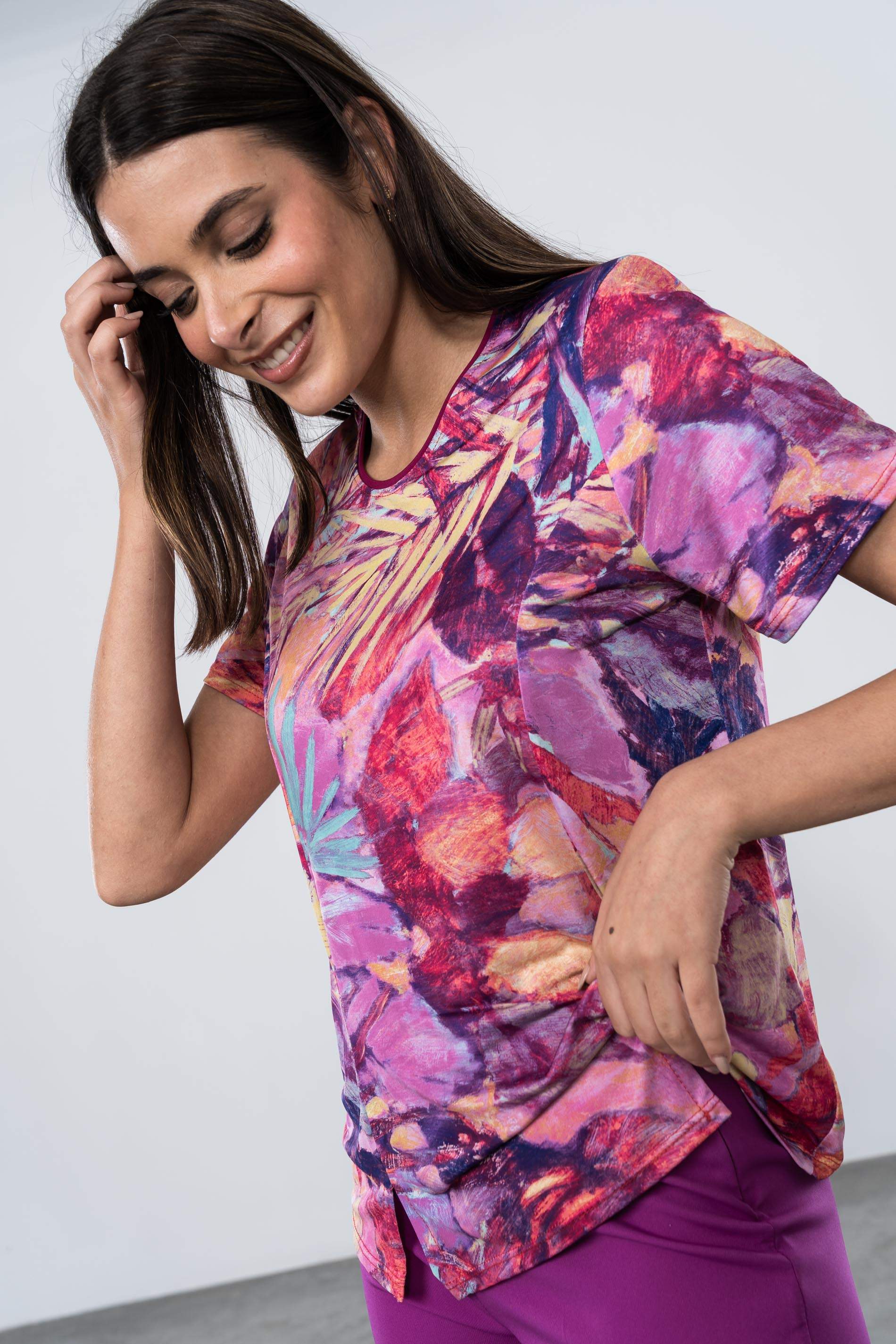 CAMISETA ESTAMPADA PLUMAS