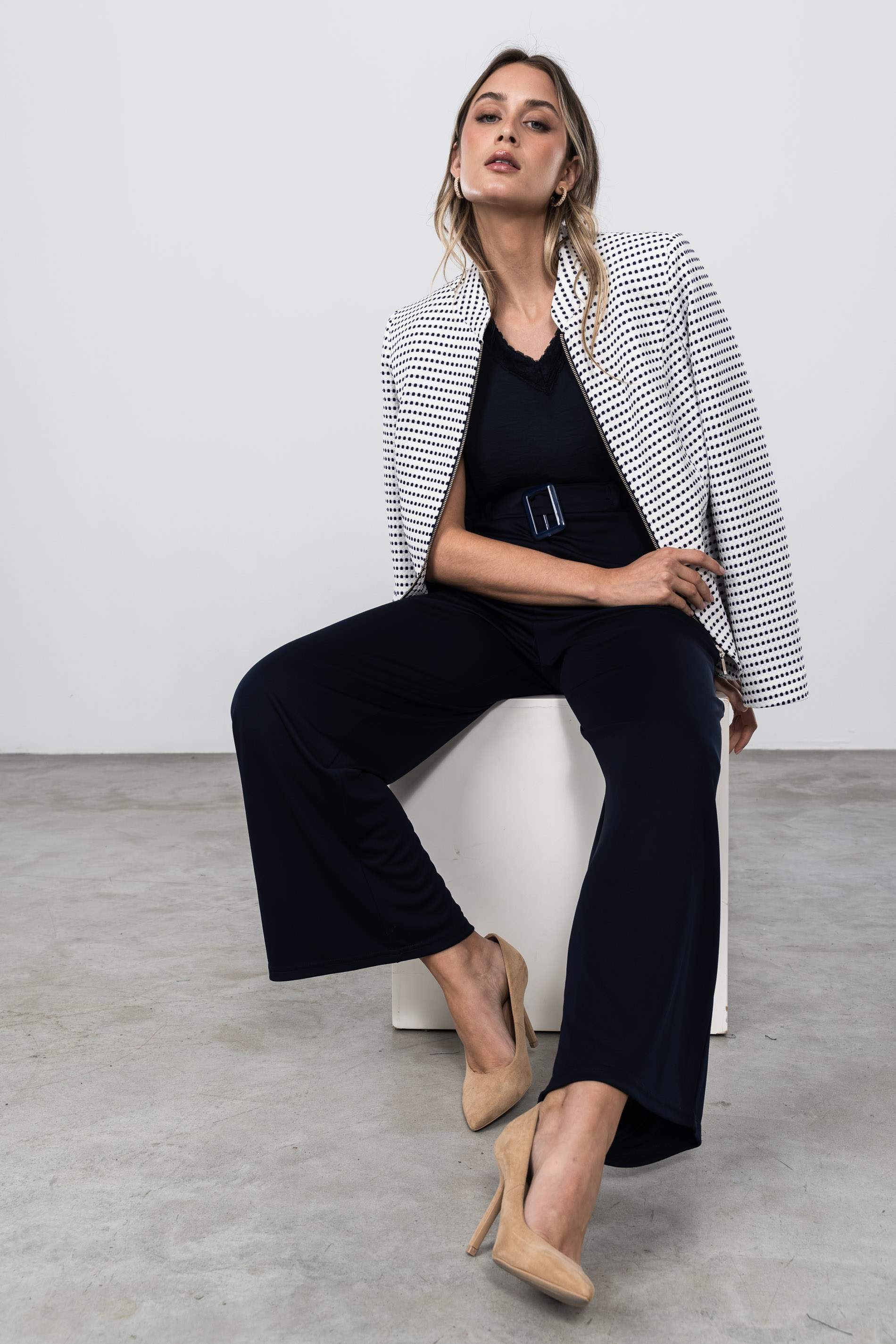 CHAQUETA CREMALLERA JACQUARD BLANCO