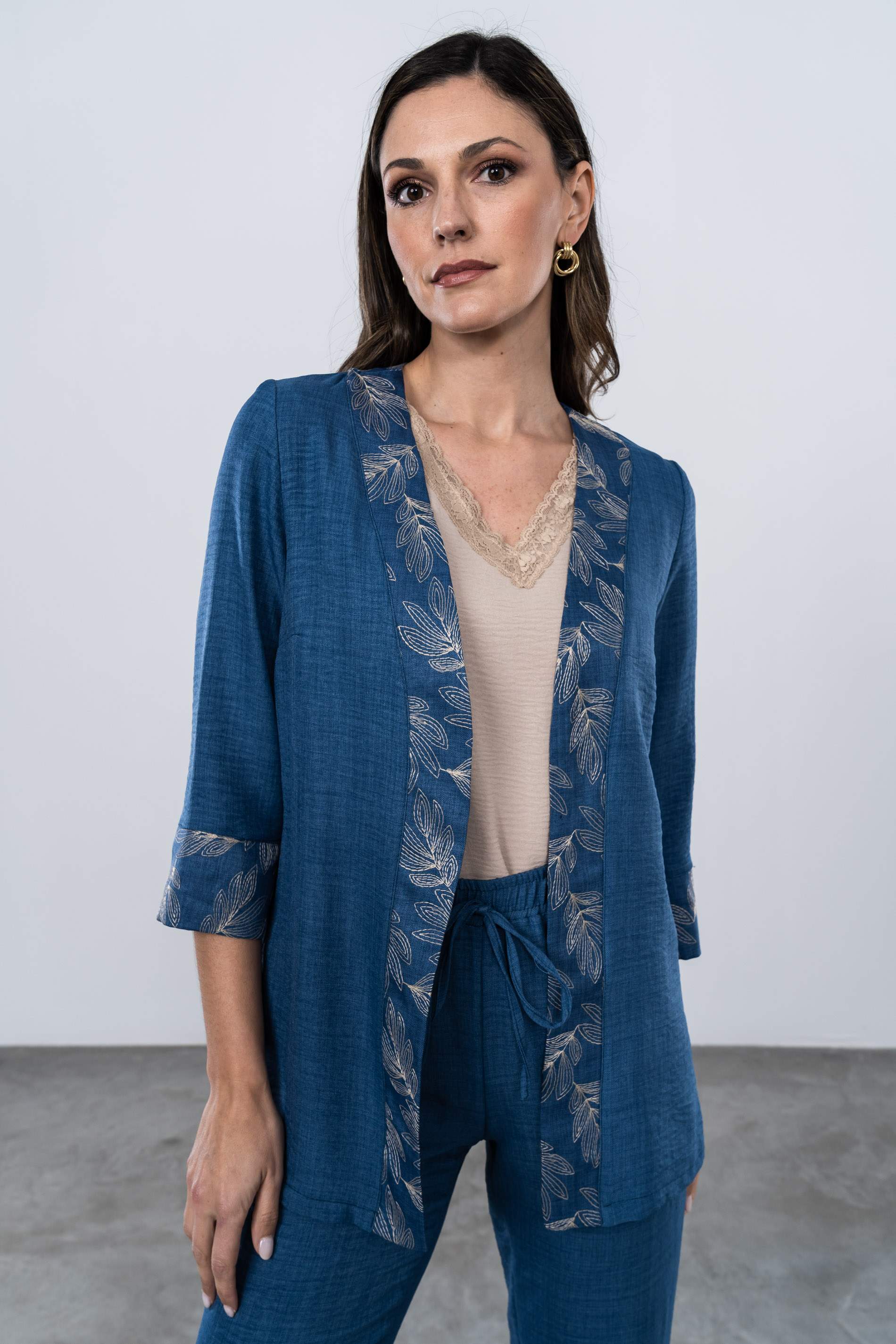 SOBRECAMISA DETALLE BORDADOS AZUL