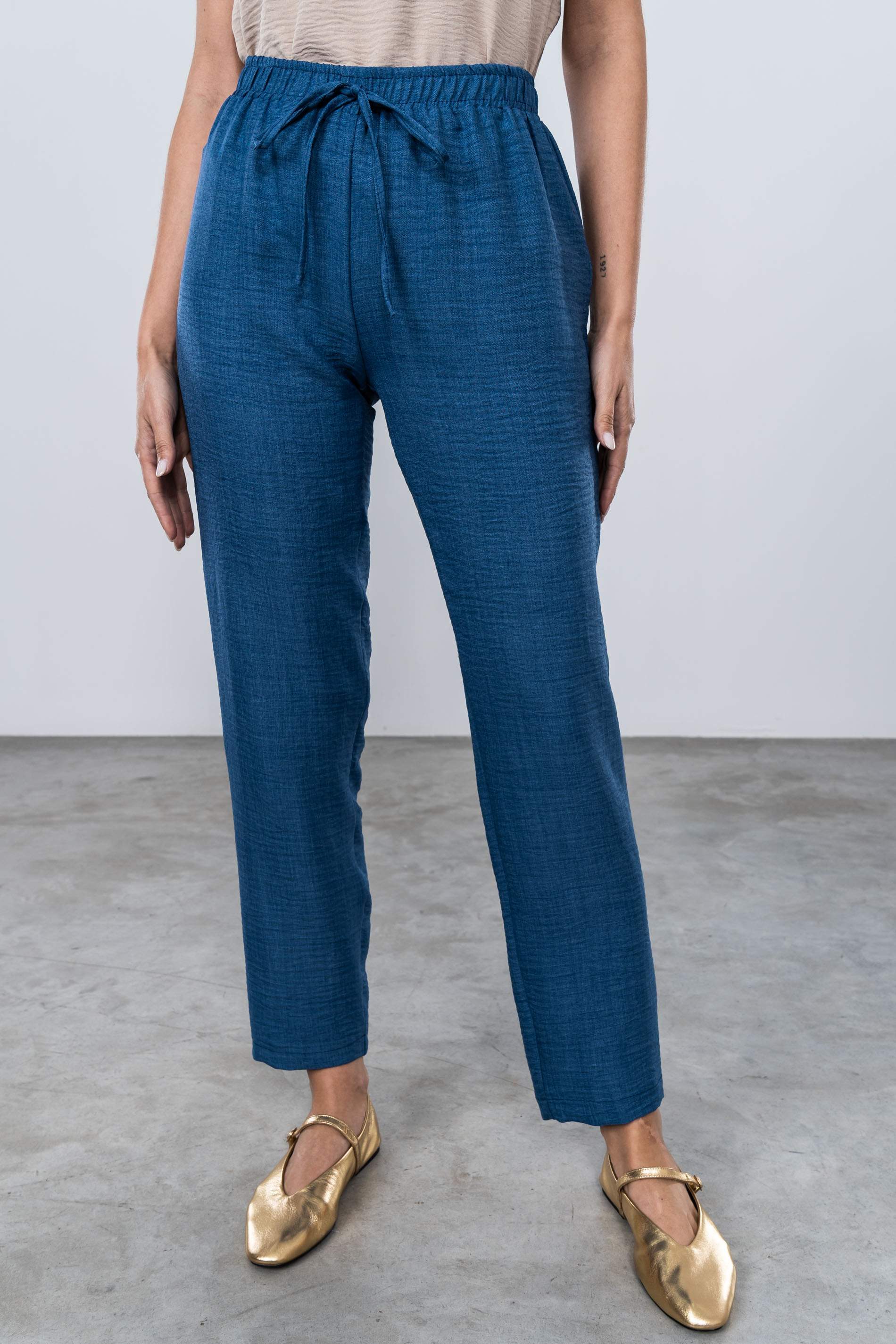 PANTALÓN HOLGADO GOMA AZUL