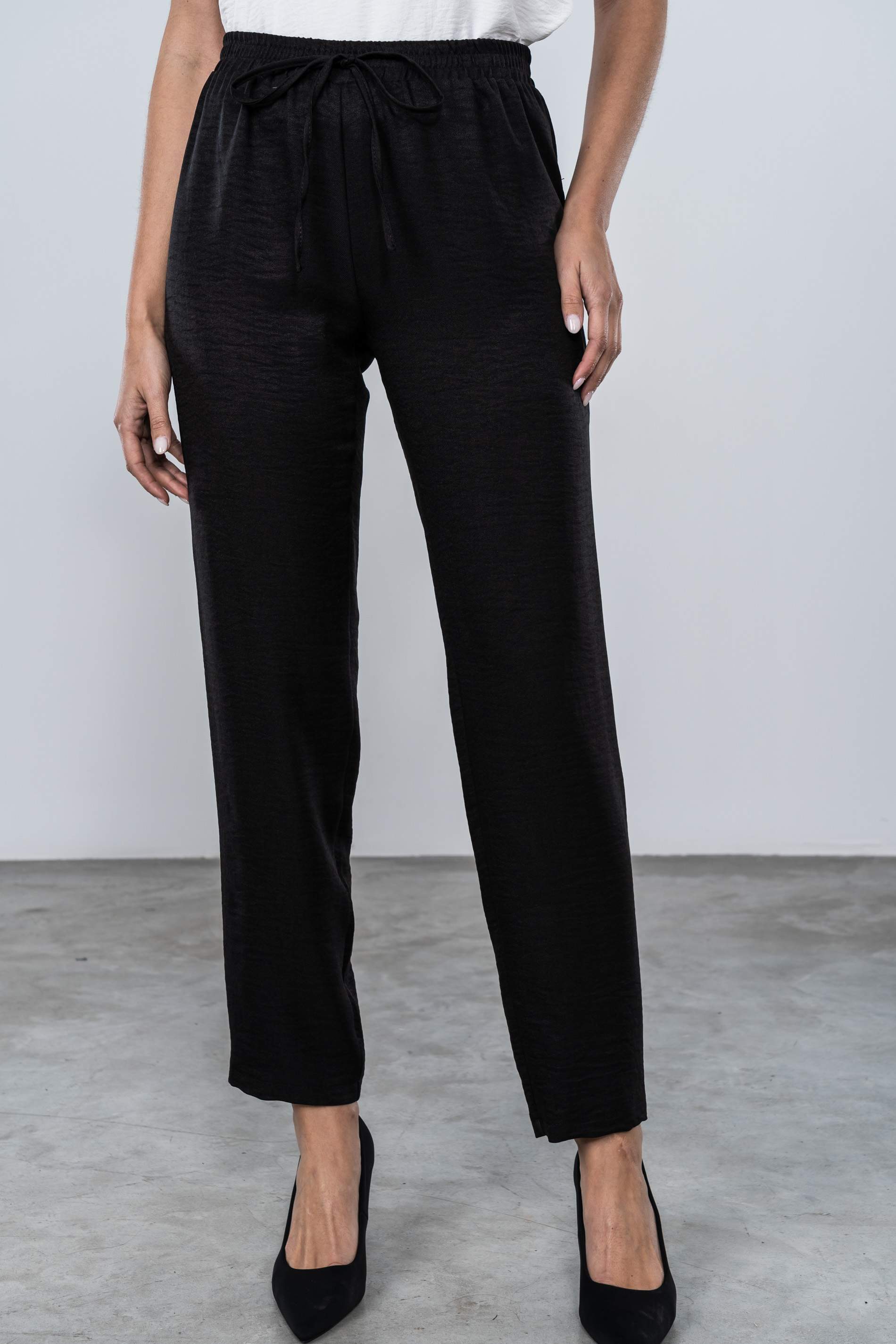 PANTALÓN HOLGADO GOMA NEGRO
