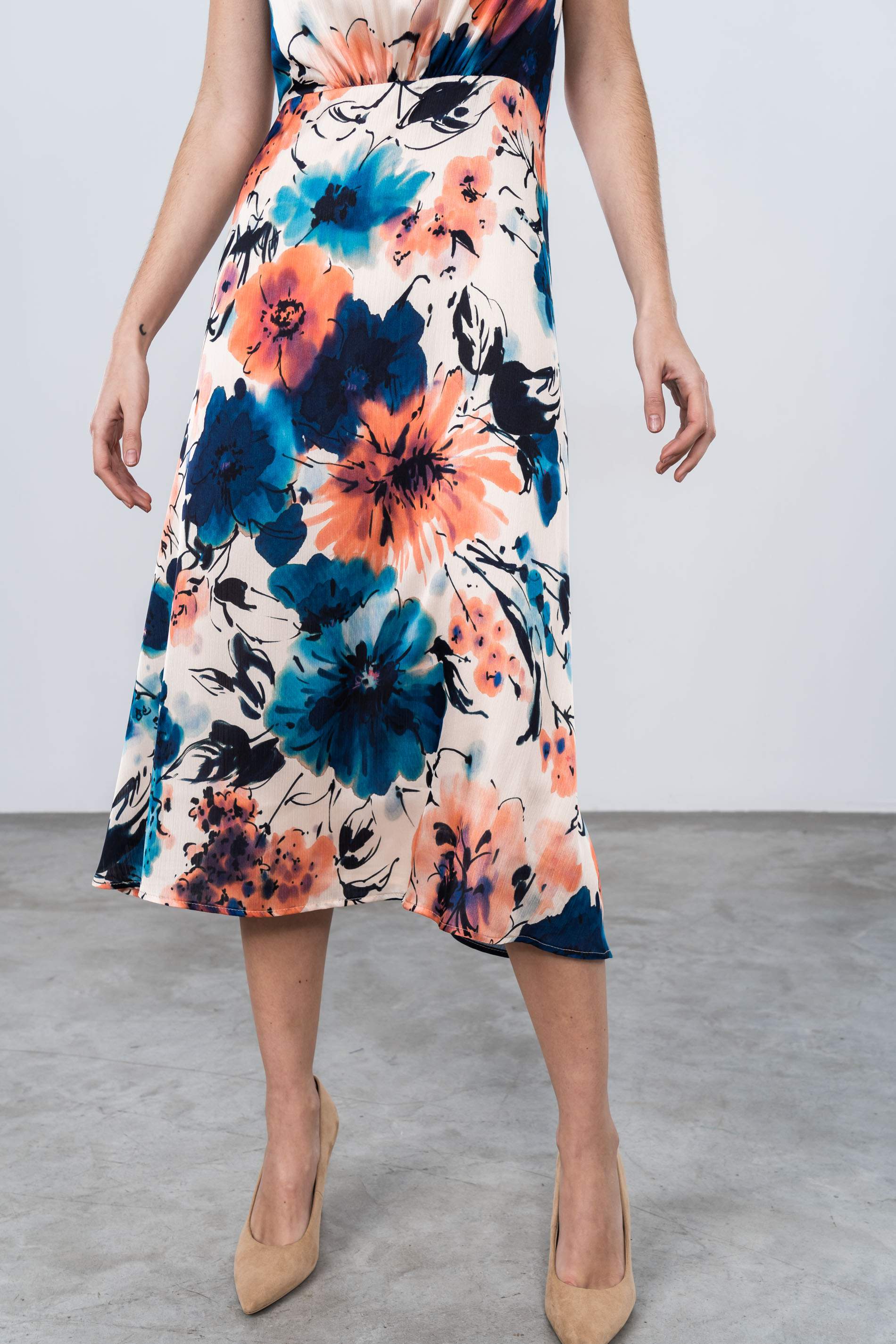 VESTIDO MIDI FLORAL
