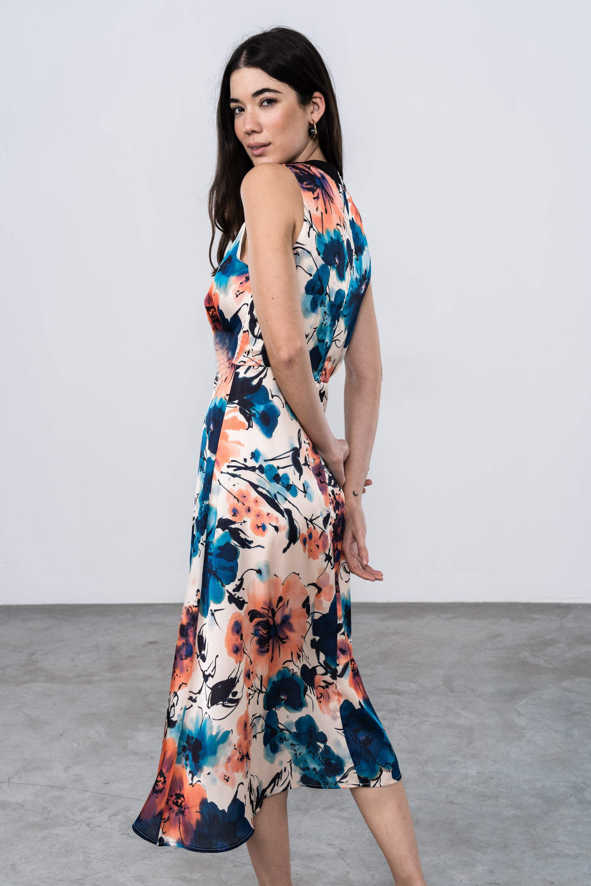 VESTIDO MIDI FLORAL