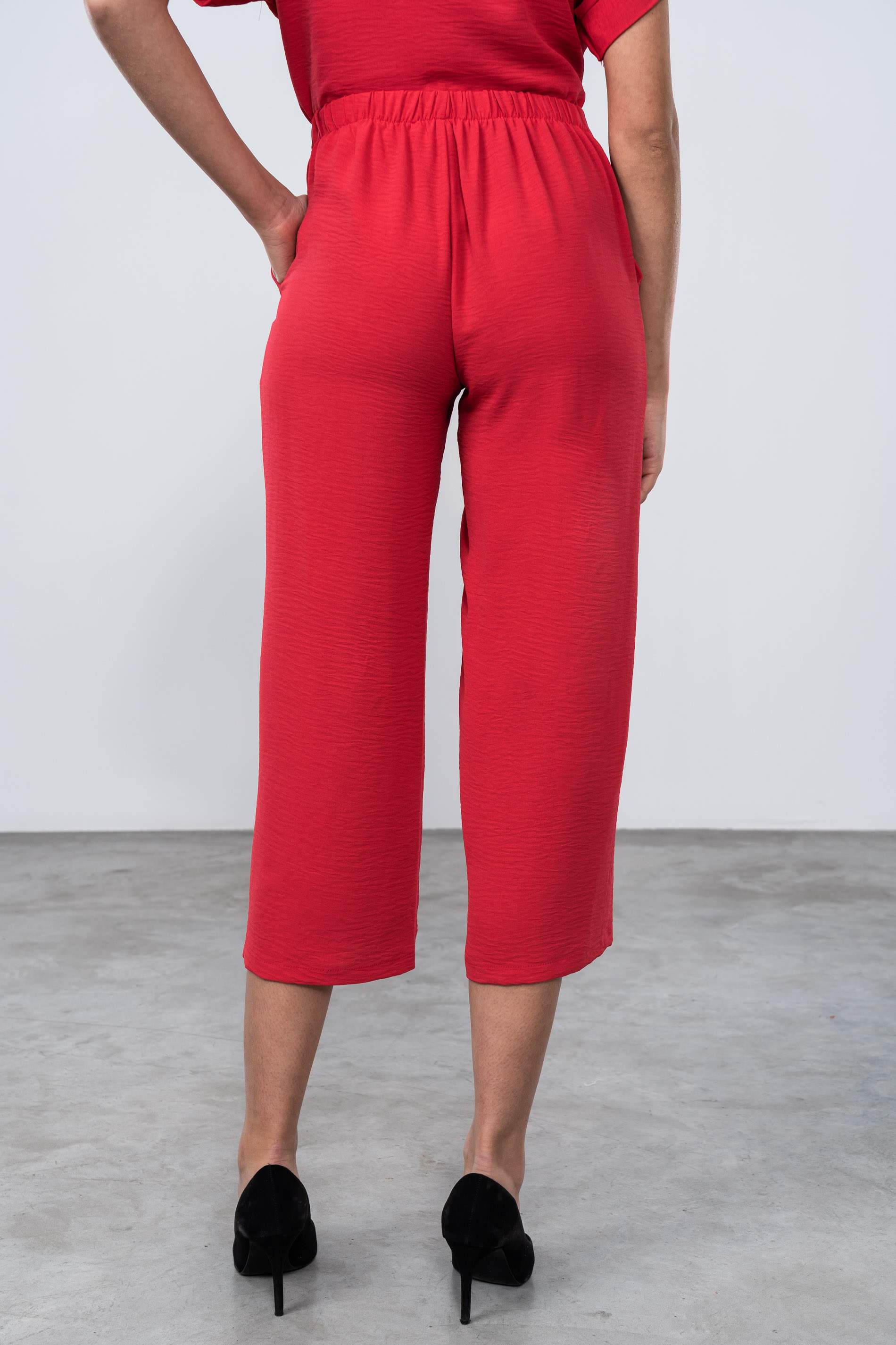 PANTALÓN CROP FRESA