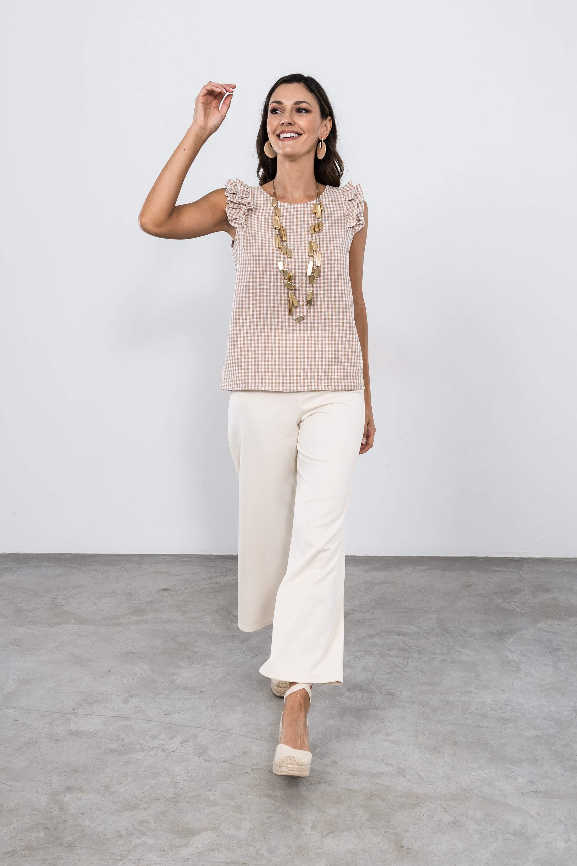 BLUSA VOLANTE CUADRO VICHY BEIGE