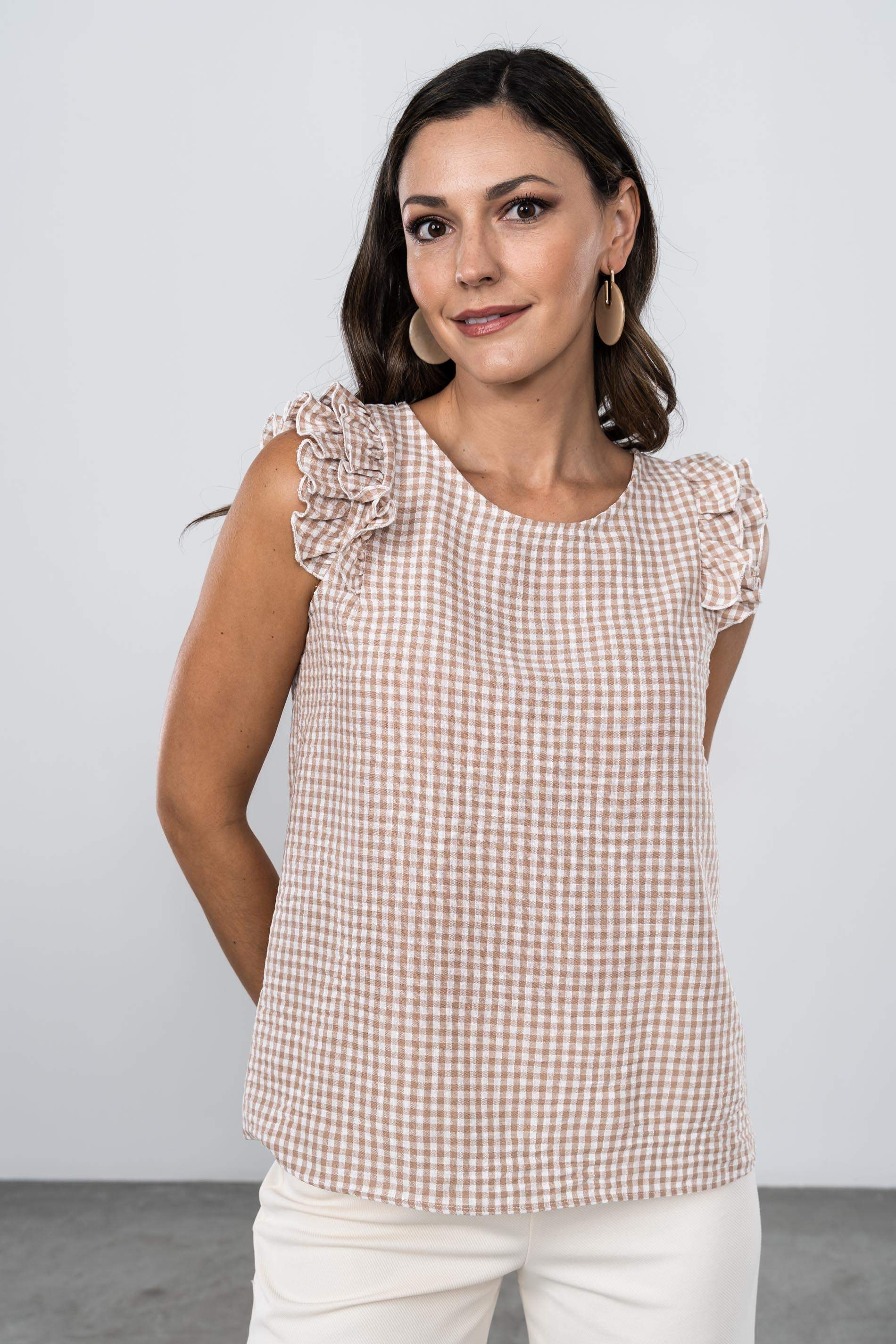 BLUSA VOLANTE CUADRO VICHY BEIGE