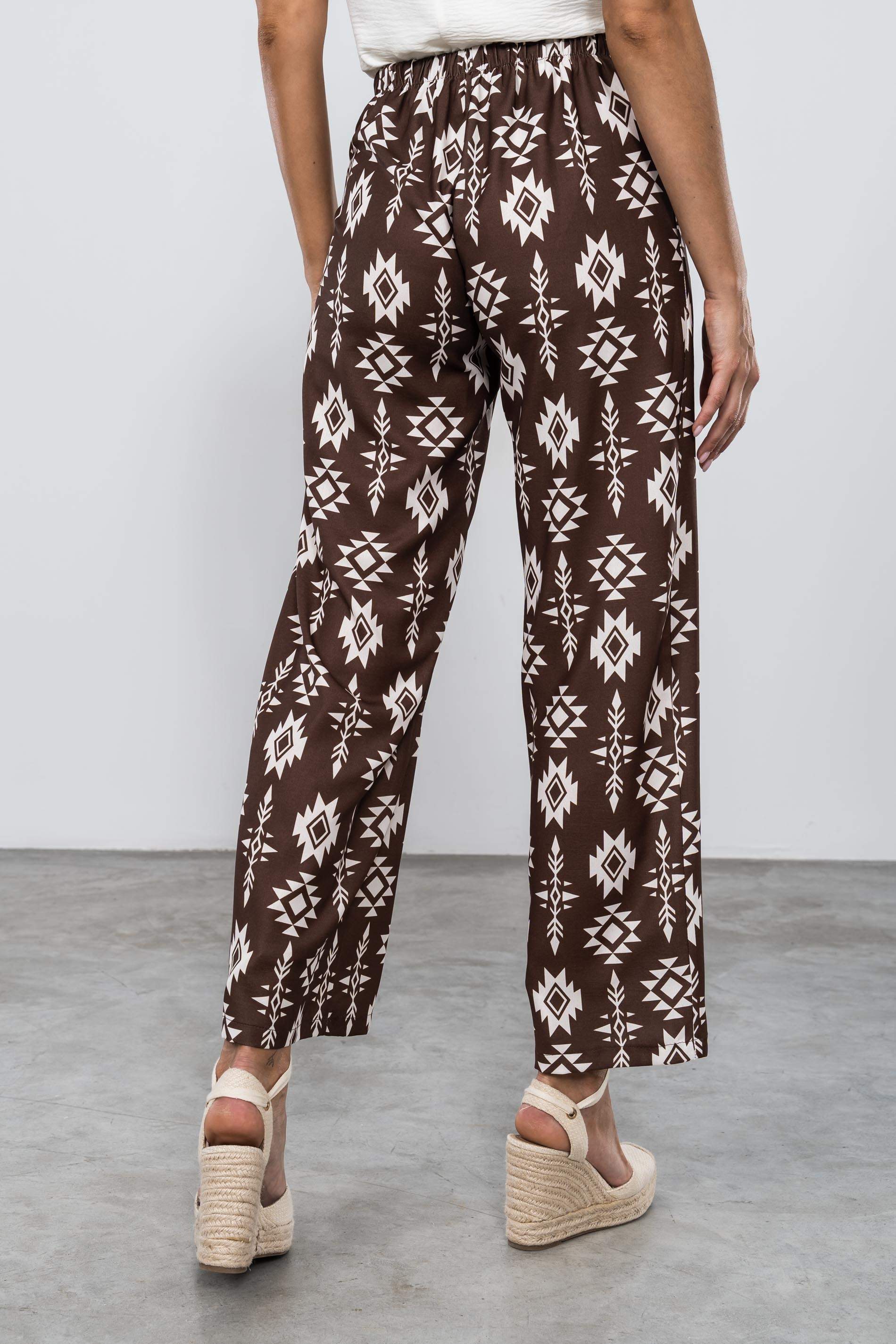PANTALÓN ESTAMPADO AZTECA MARRÓN