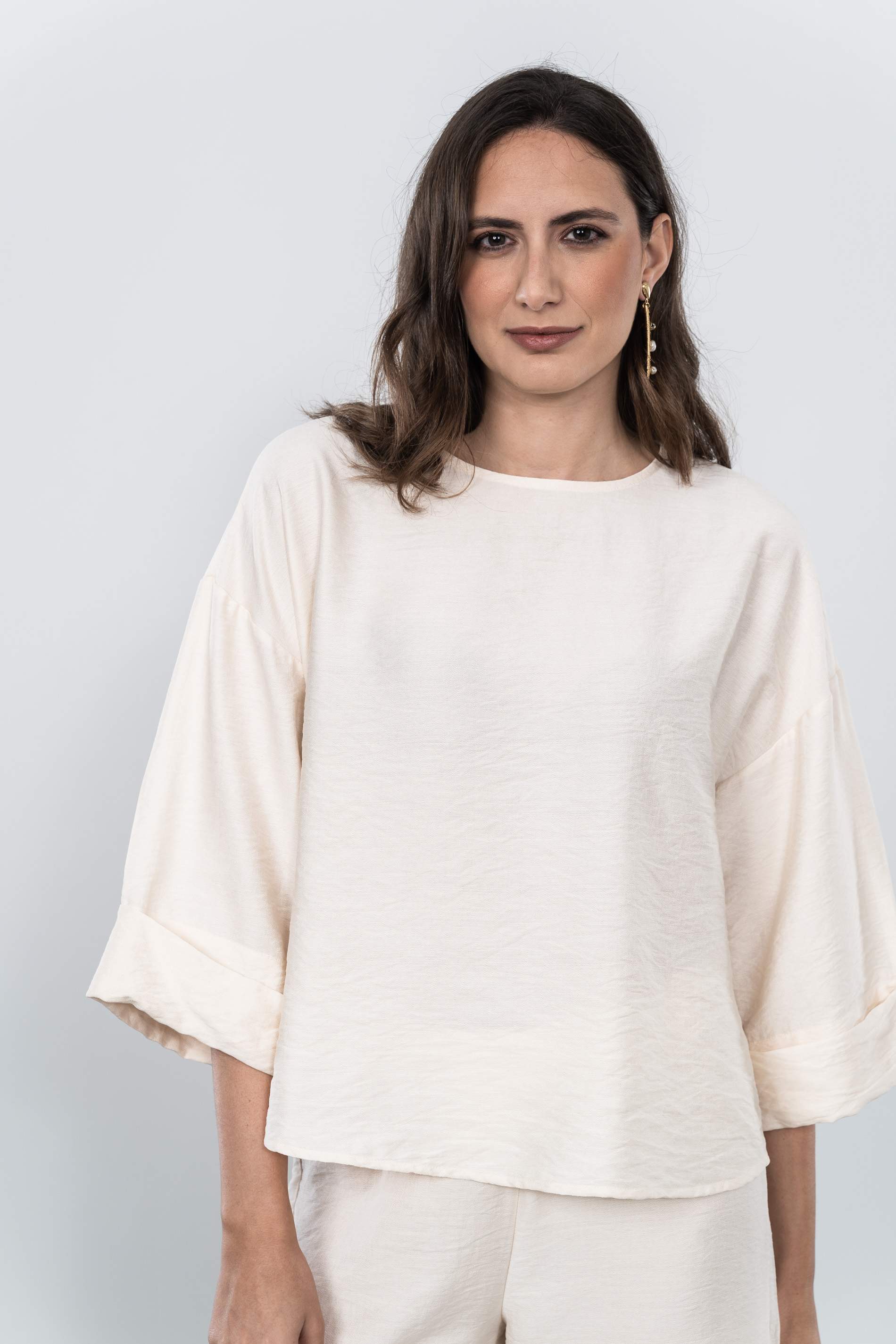 BLUSA RÚSTICA PUÑO VUELTO CRUDO