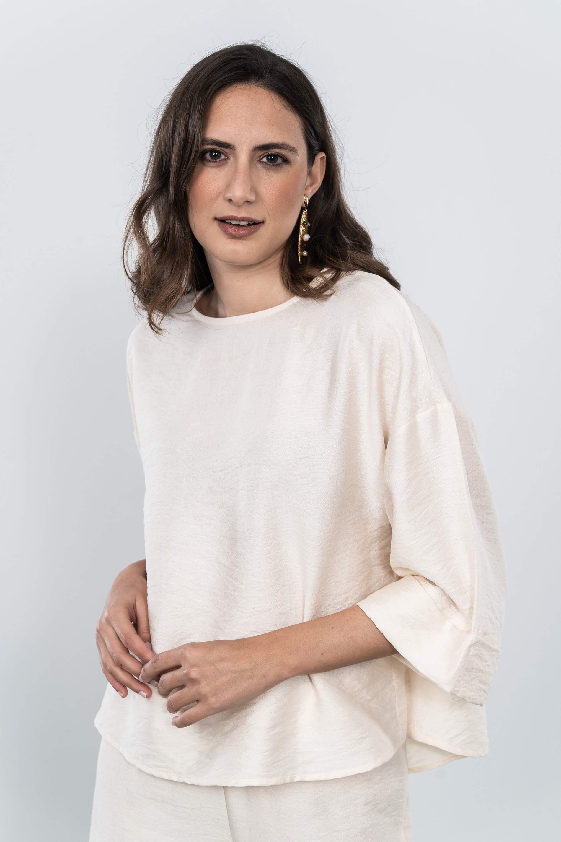 BLUSA RÚSTICA PUÑO VUELTO CRUDO