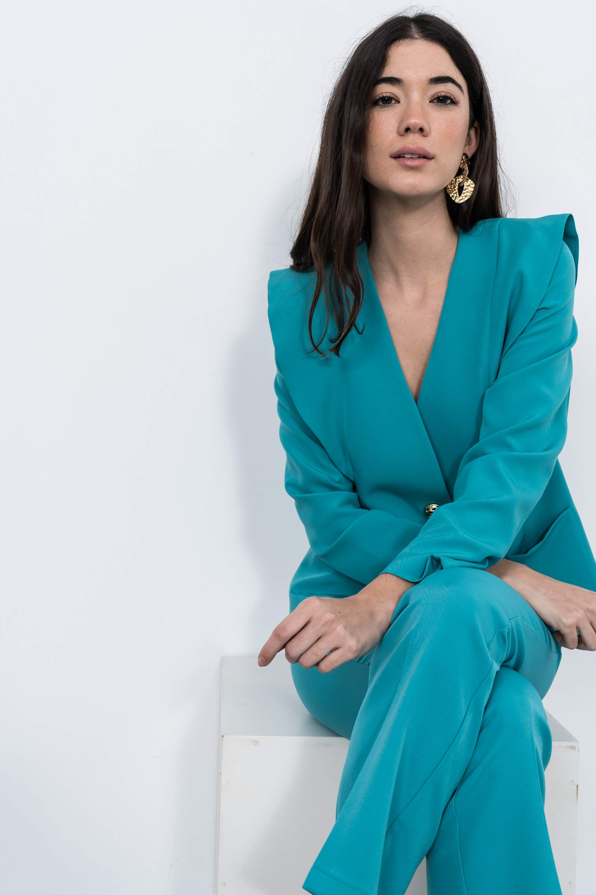 CHAQUETA DISEÑO BOTÓN ORO TURQUESA