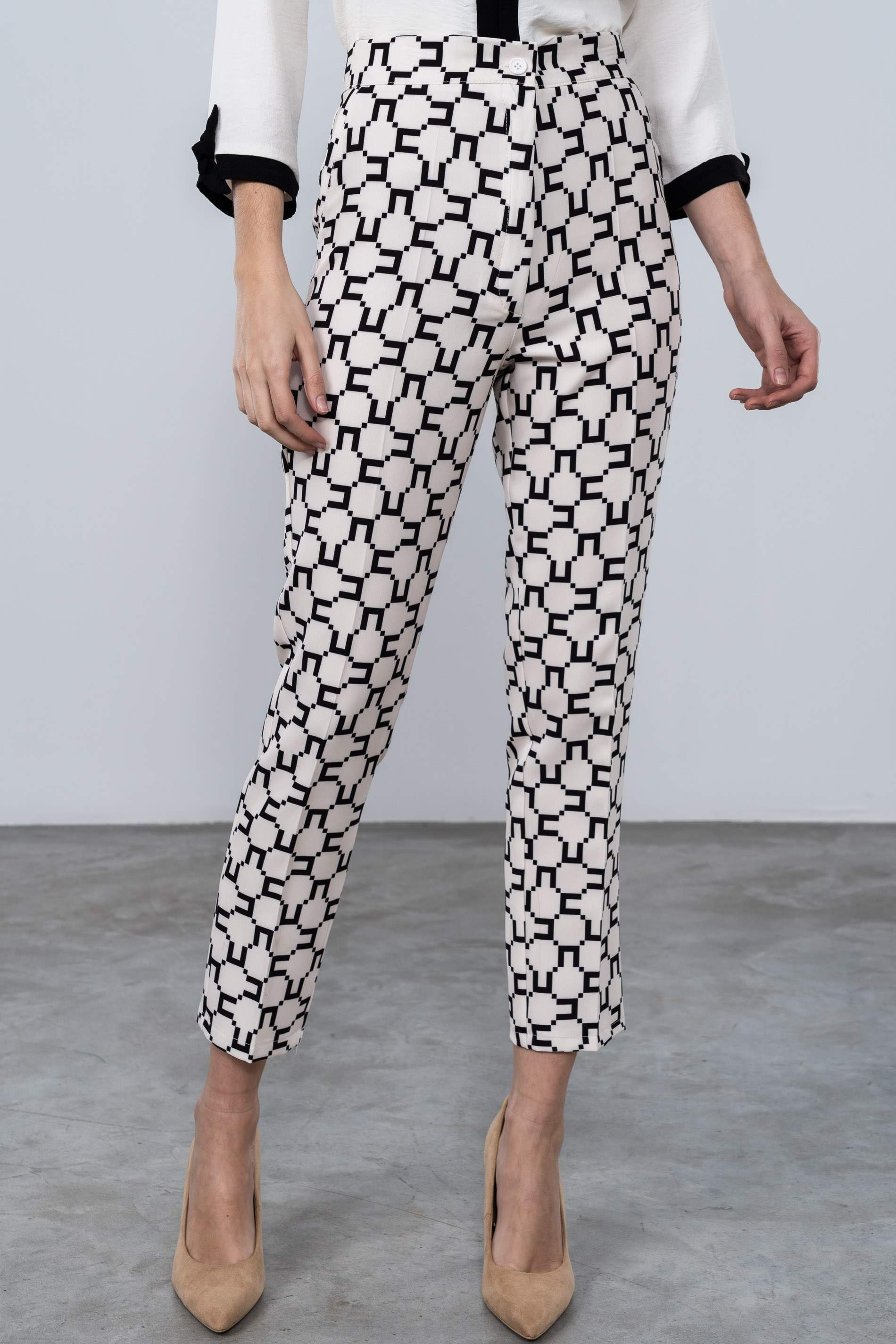 PANTALÓN ESTAMPADO GEOMÉTRICO CRUDO