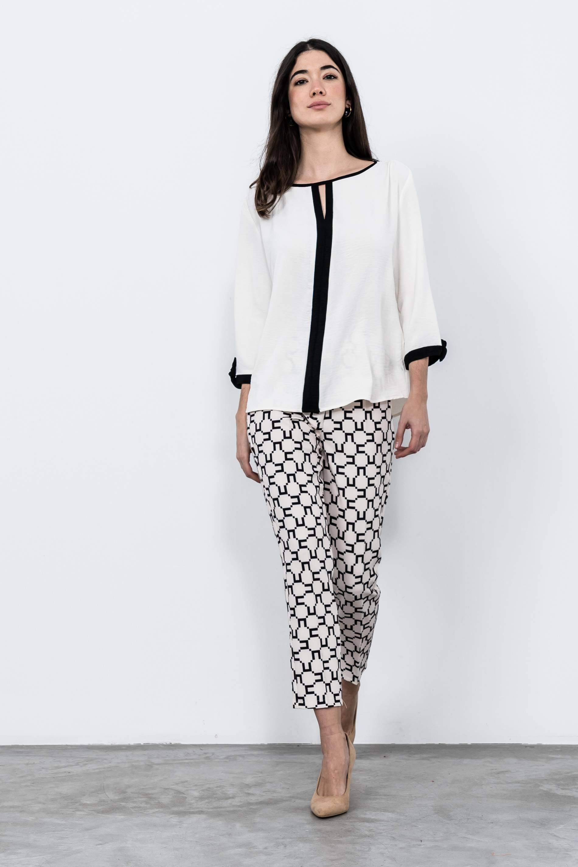 PANTALÓN ESTAMPADO GEOMÉTRICO CRUDO