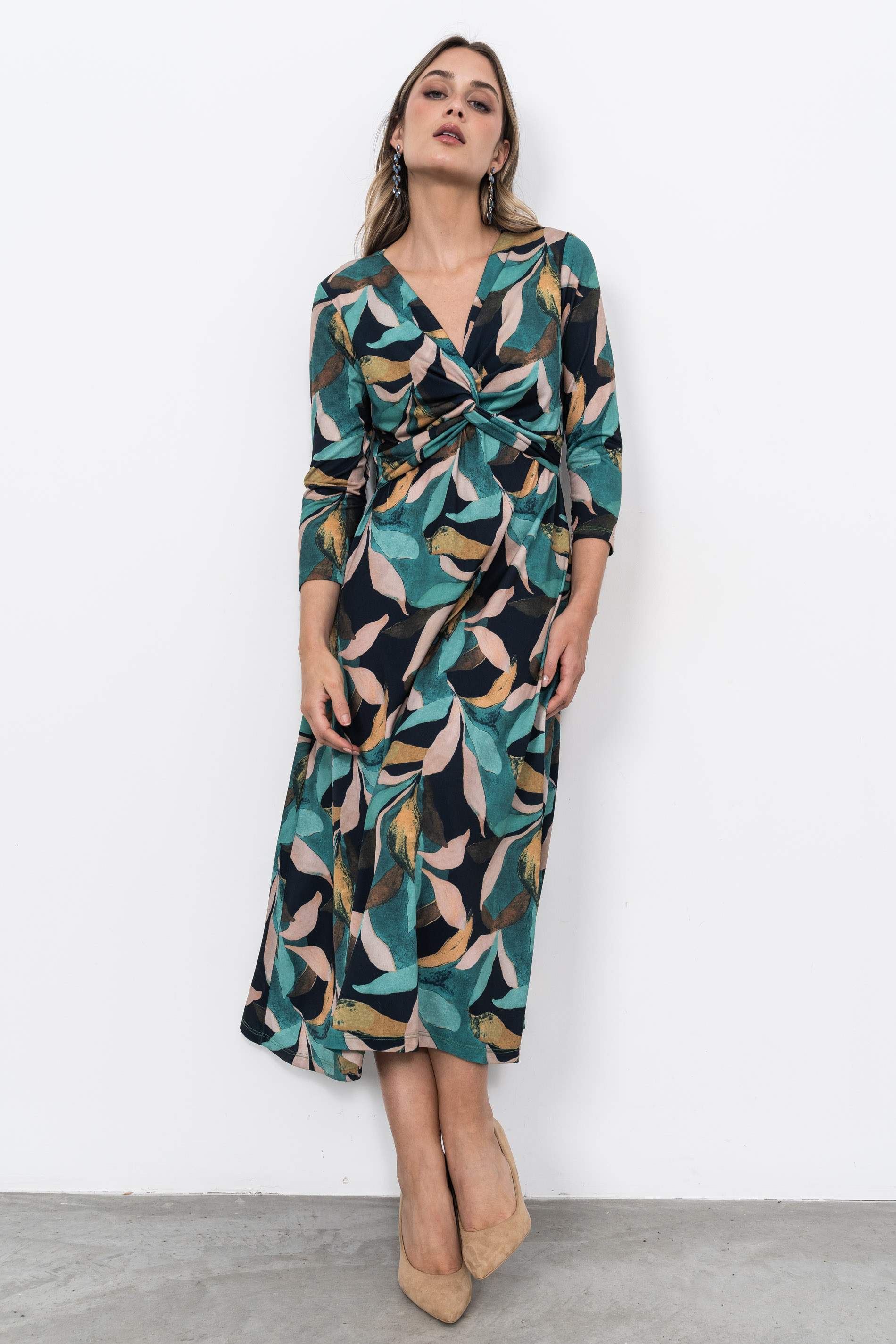 VESTIDO NUDO HOJAS