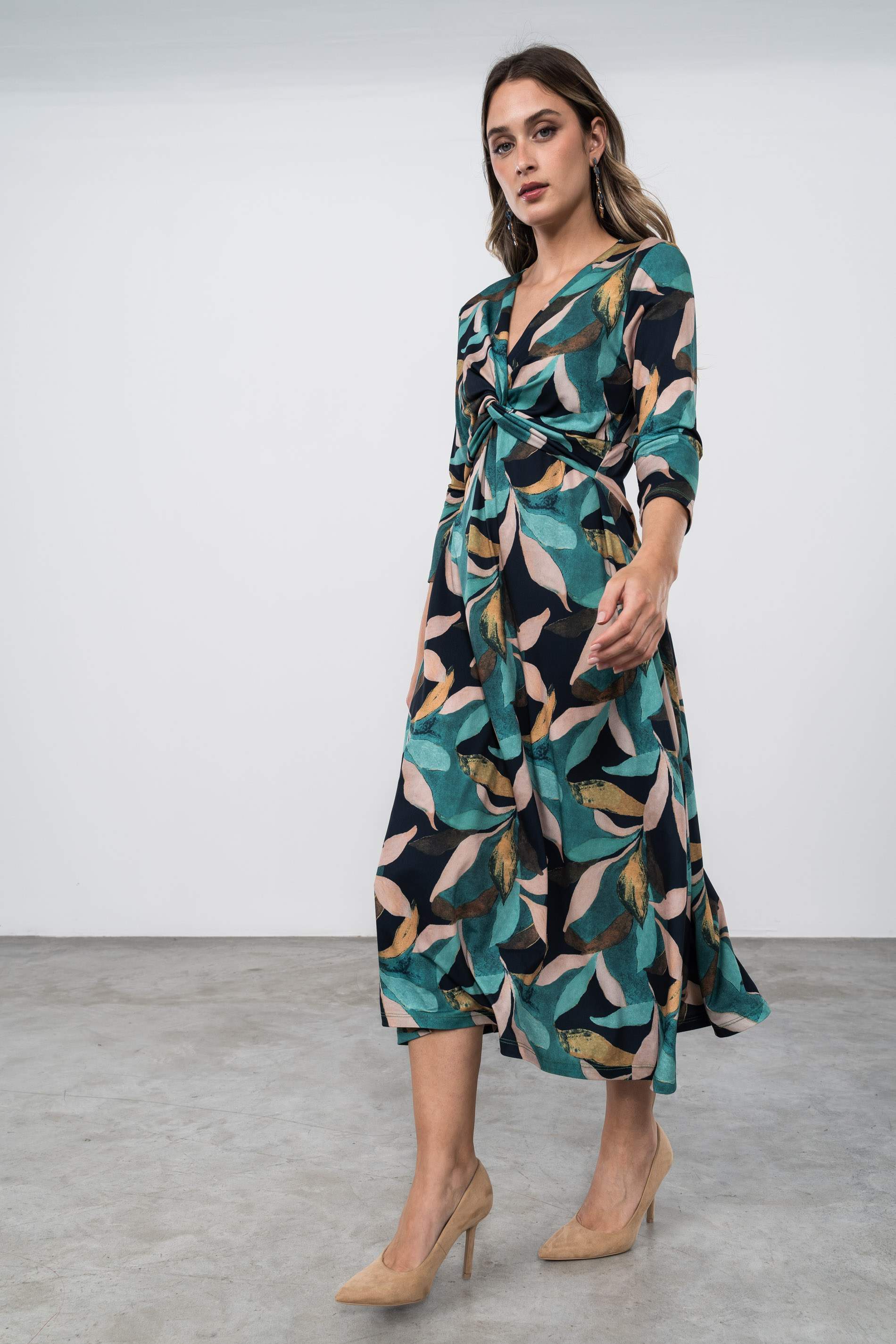 VESTIDO NUDO HOJAS