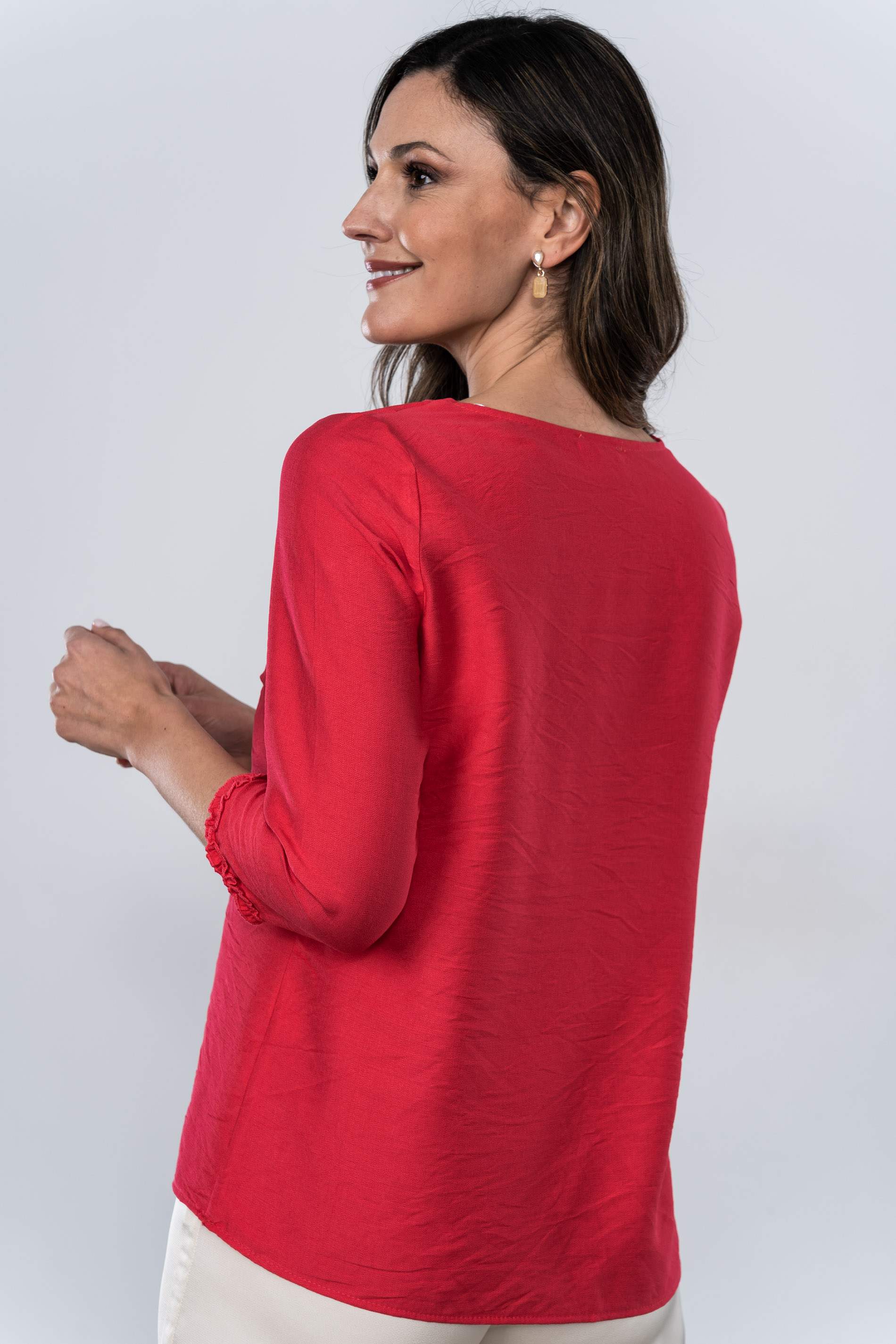 BLUSA VOLANTITO DECORATIVO FRESA