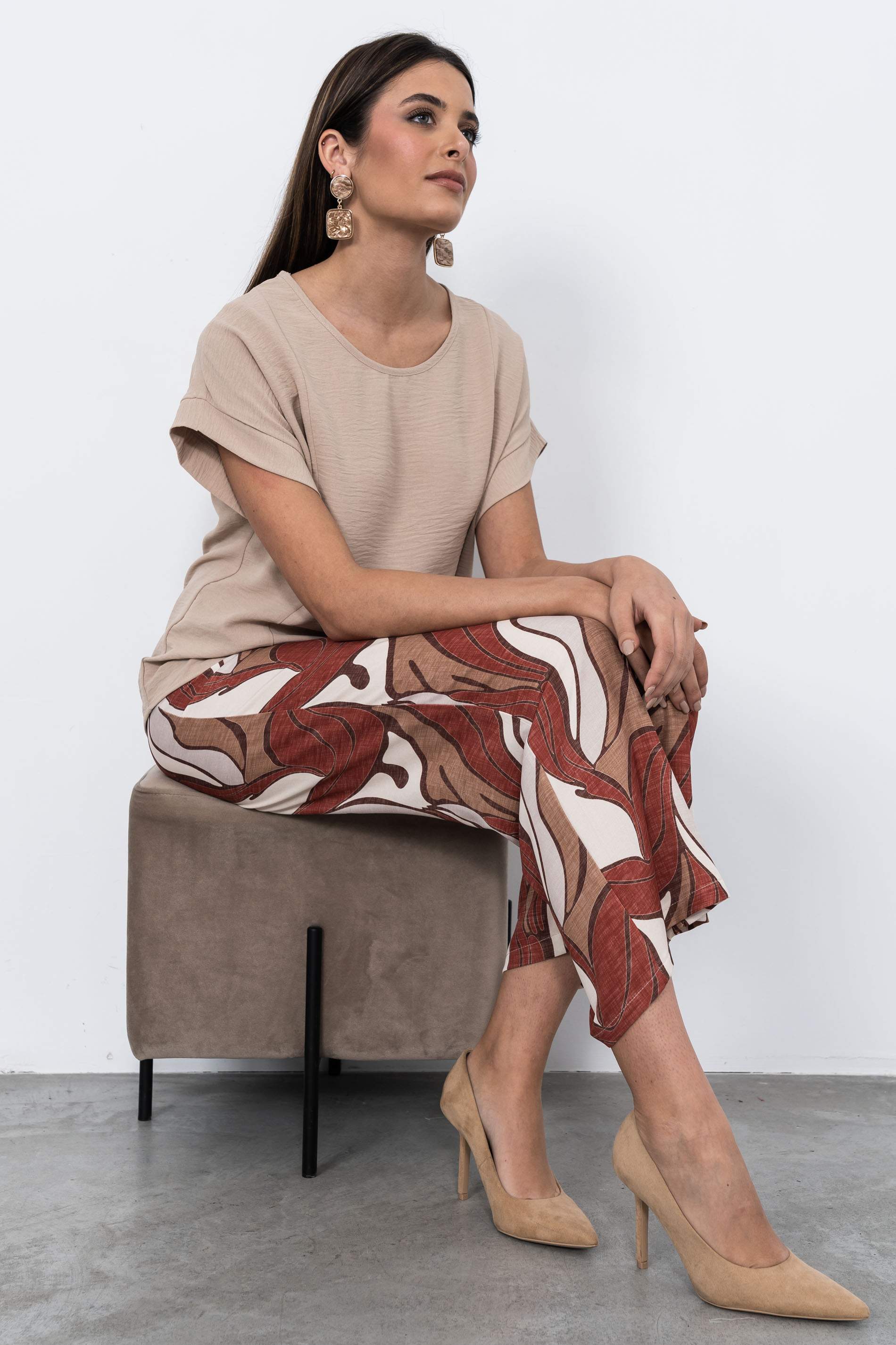 PANTALÓN ESTAMPADO HOJAS