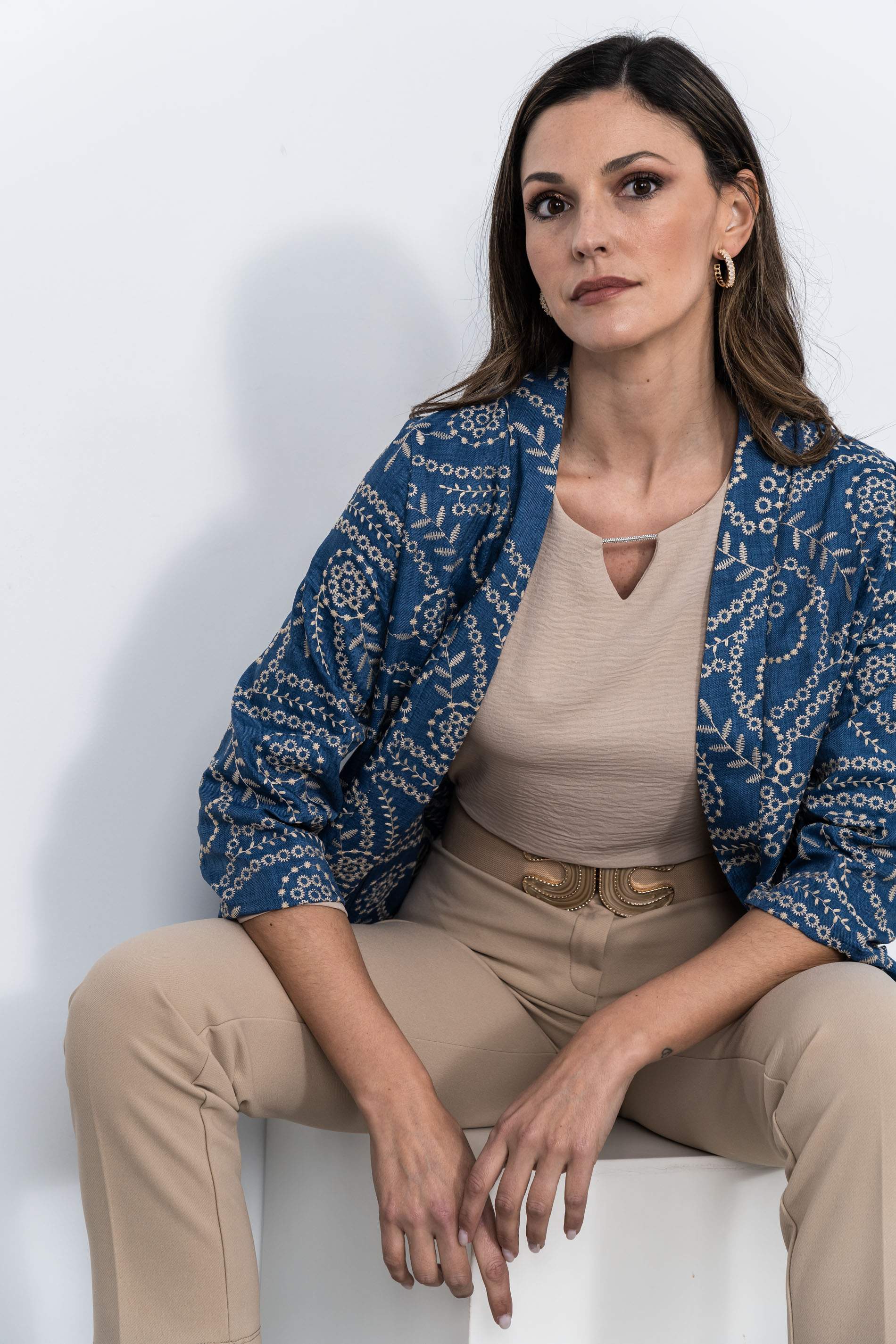 KIMONO BORDADO