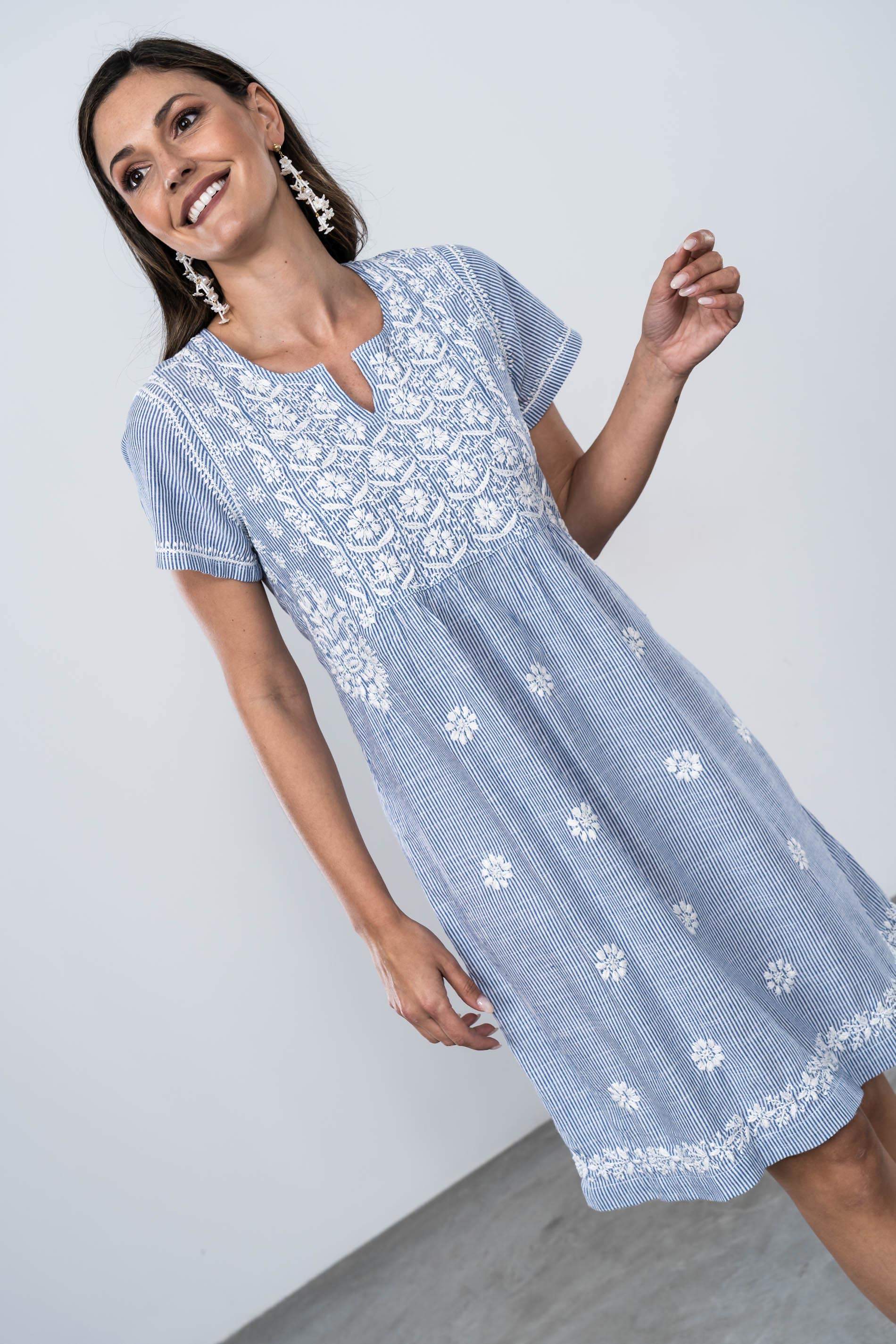 VESTIDO RAYAS TODO BORDADOS AZUL