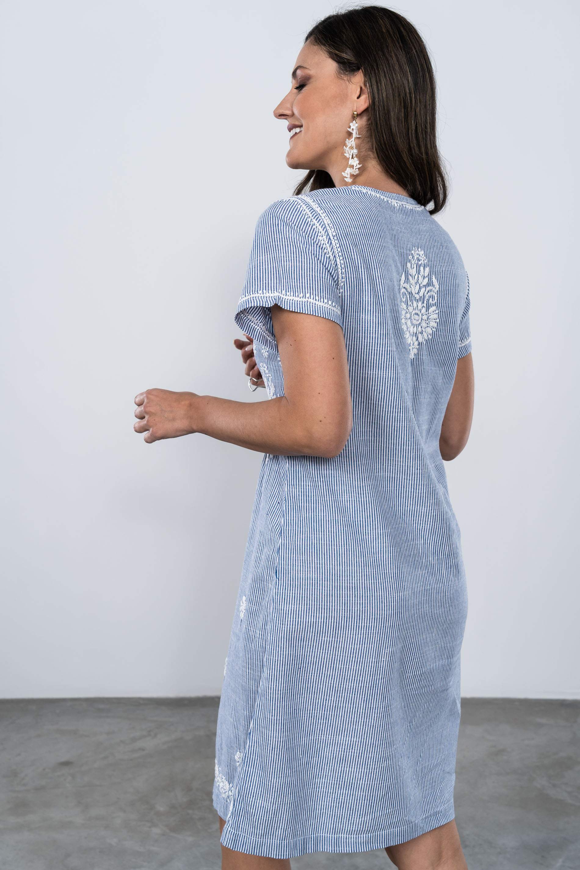 VESTIDO RAYAS TODO BORDADOS AZUL