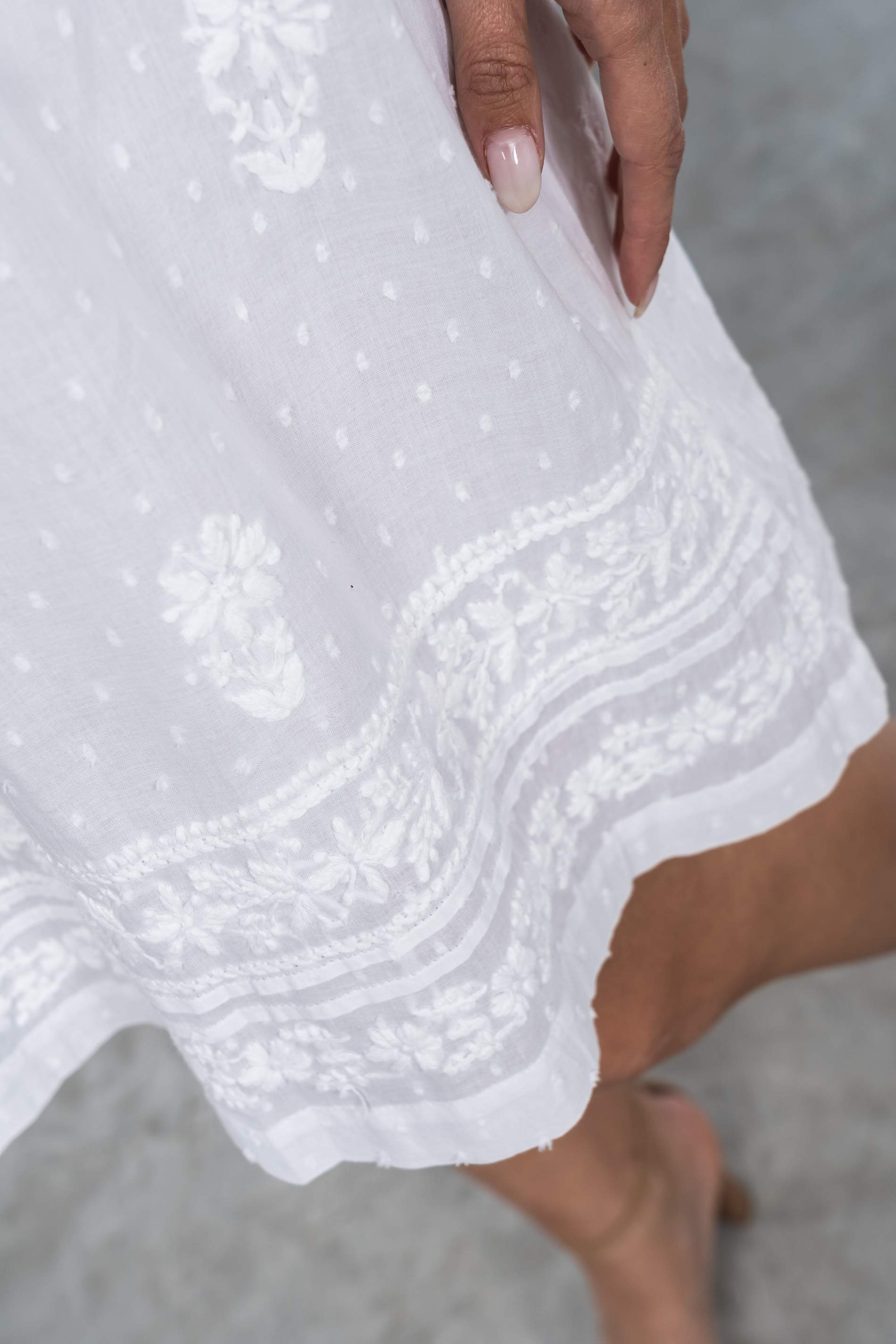 VESTIDO BORDADO JARETAS BLANCO