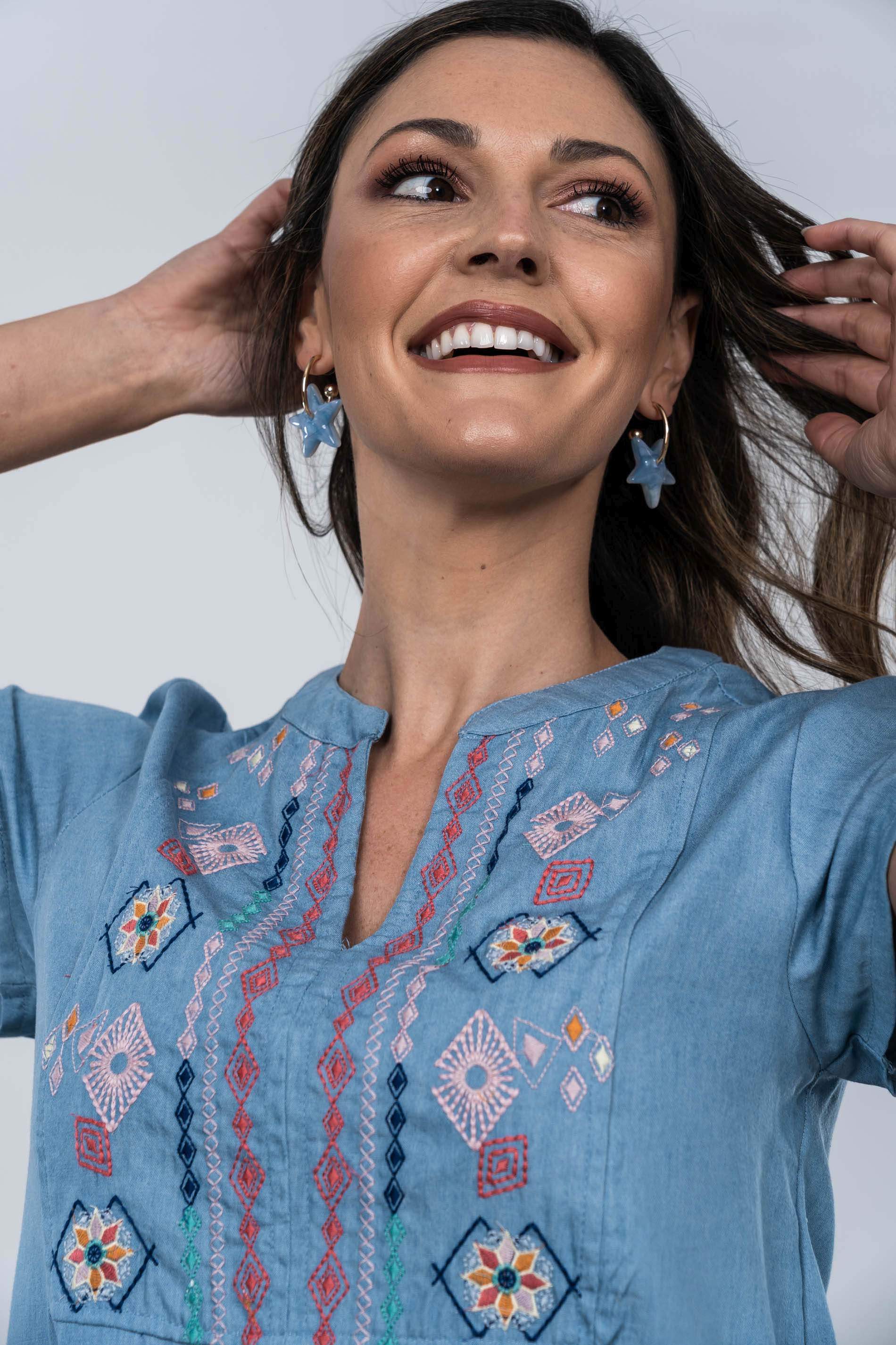 VESTIDO DENIM BORDADOS AZUL