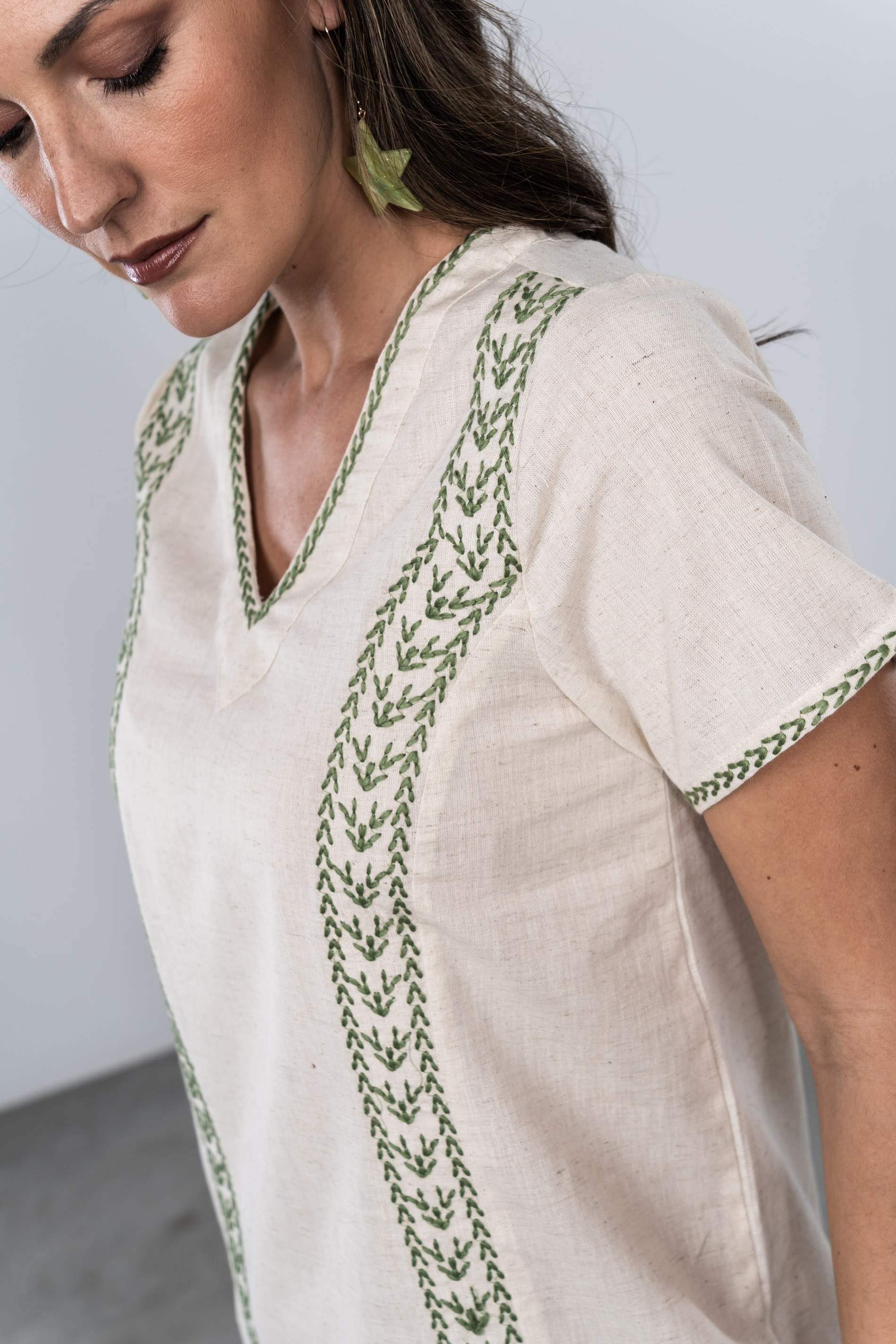 VESTIDO BORDADO ESPIGA BEIGE