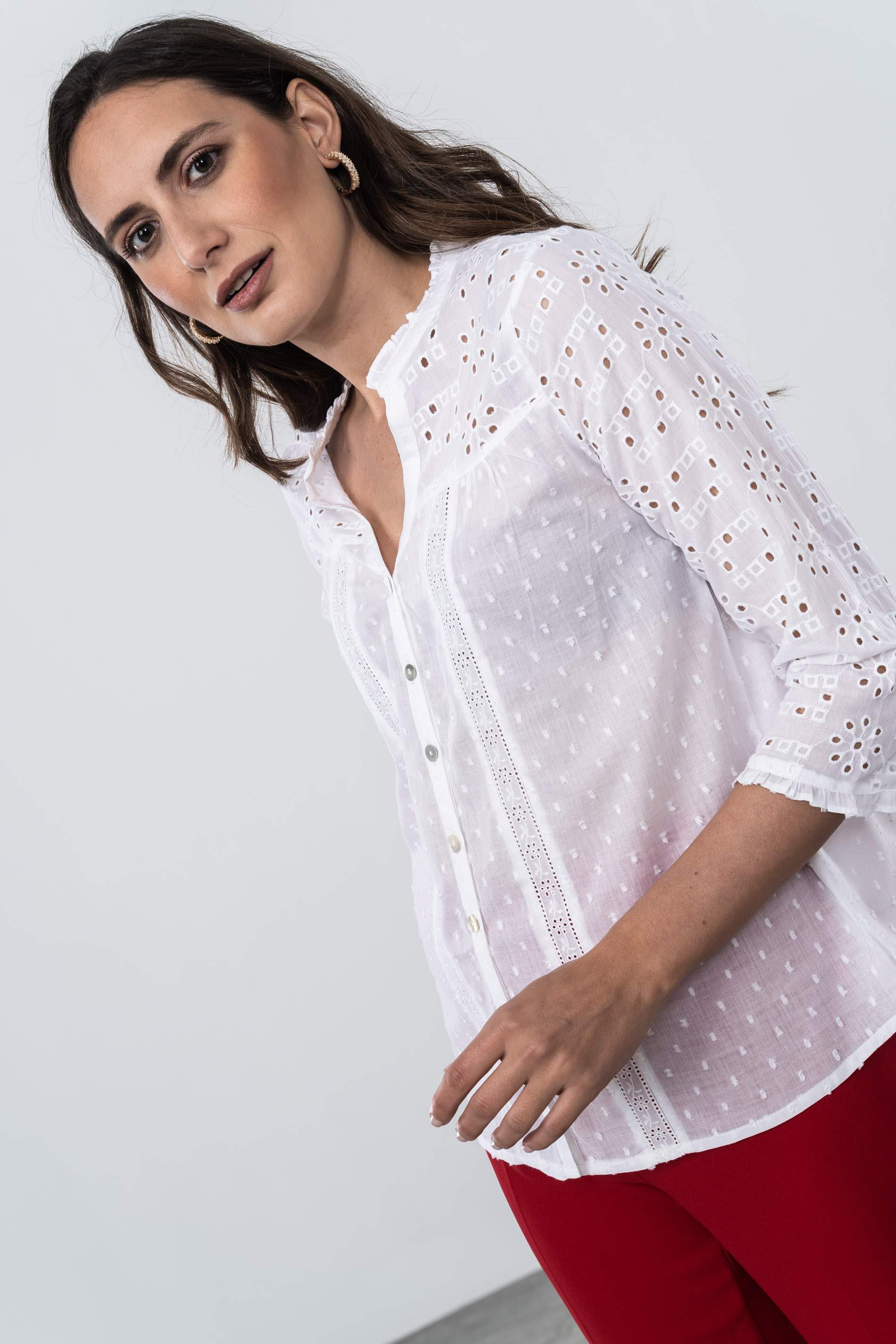 BLUSA TEJIDO PERFORADO BLANCO