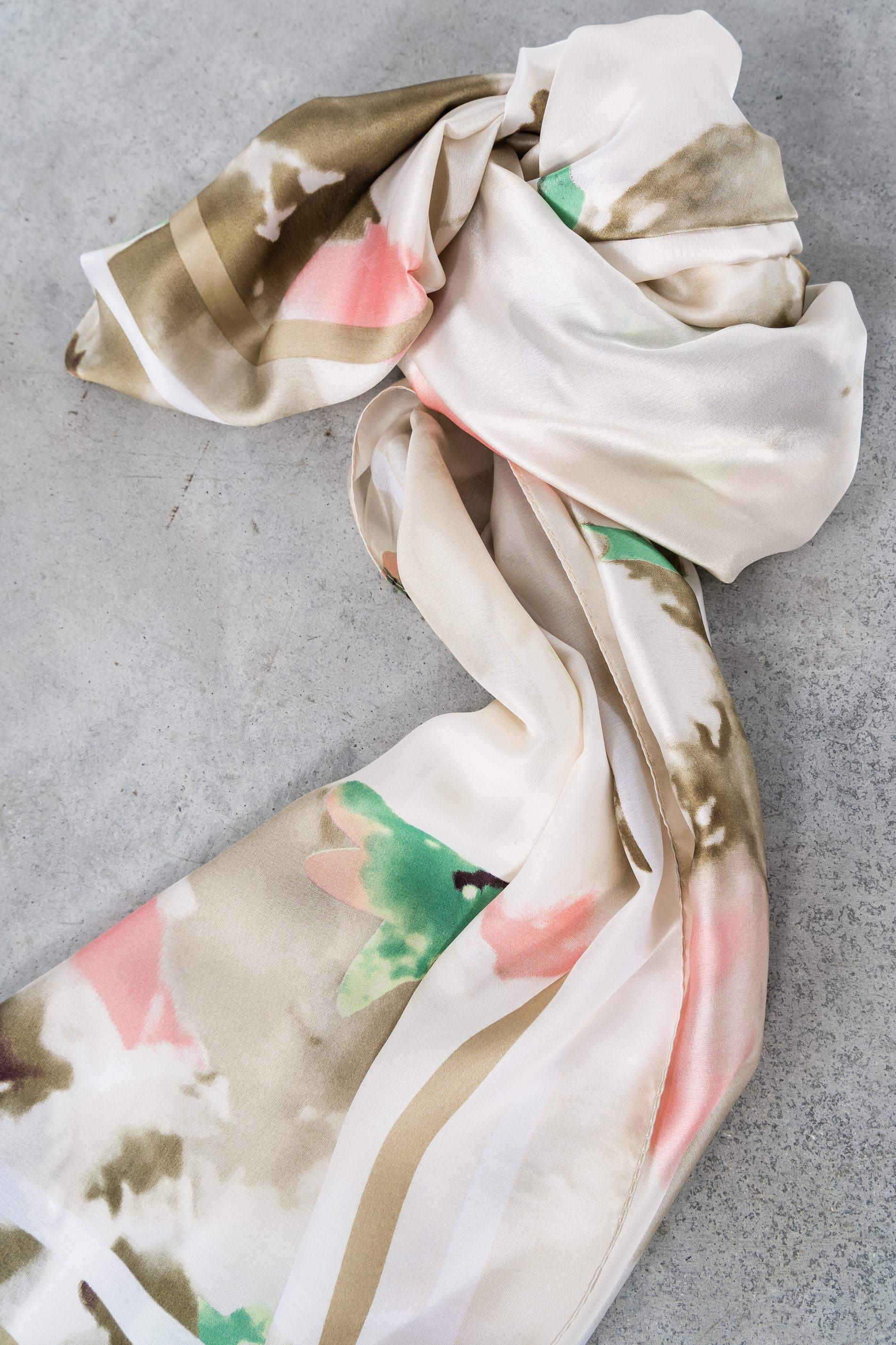 FOULARD EFECTO SEDA ACUARELA CRUDO