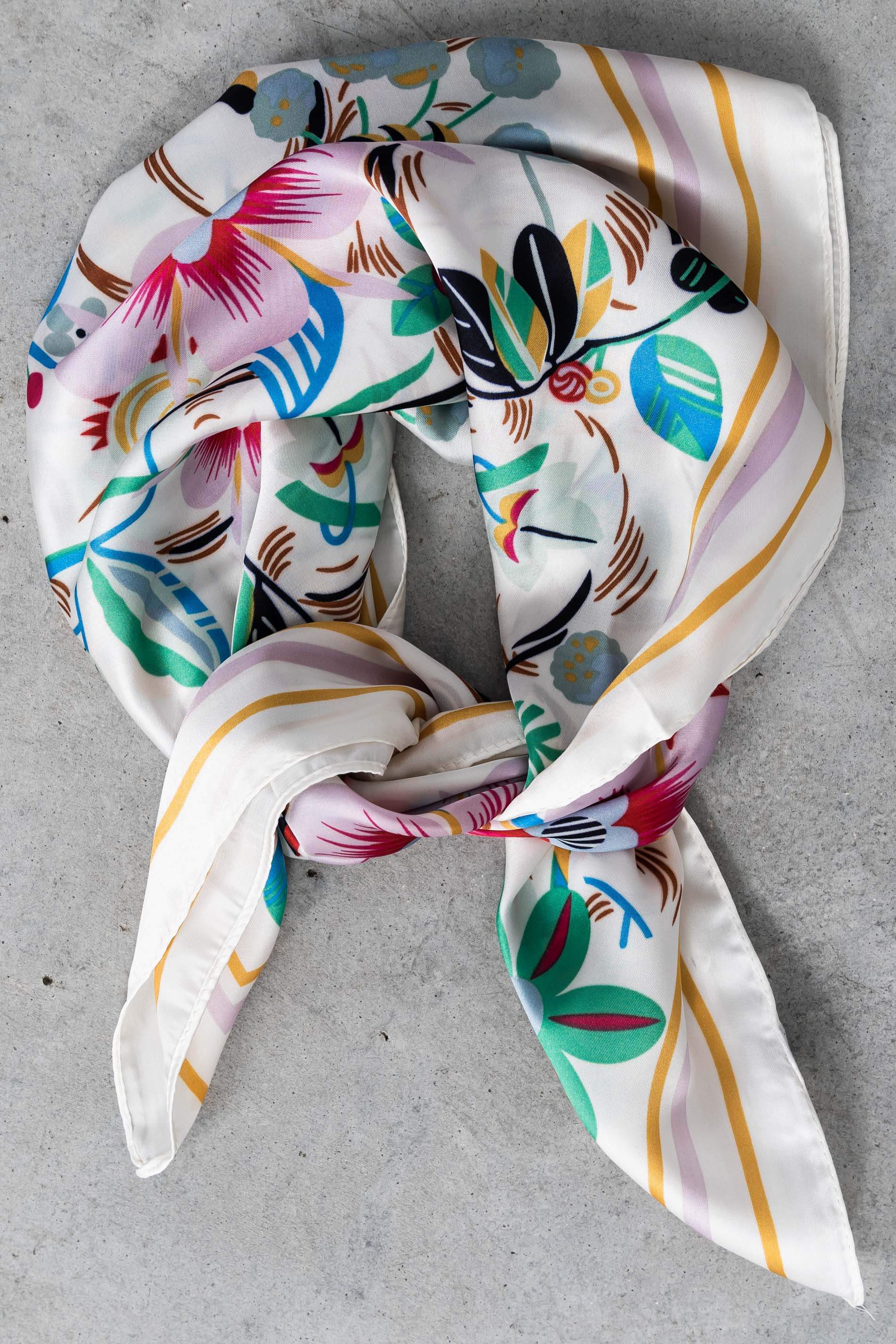 PAÑUELO FLORES