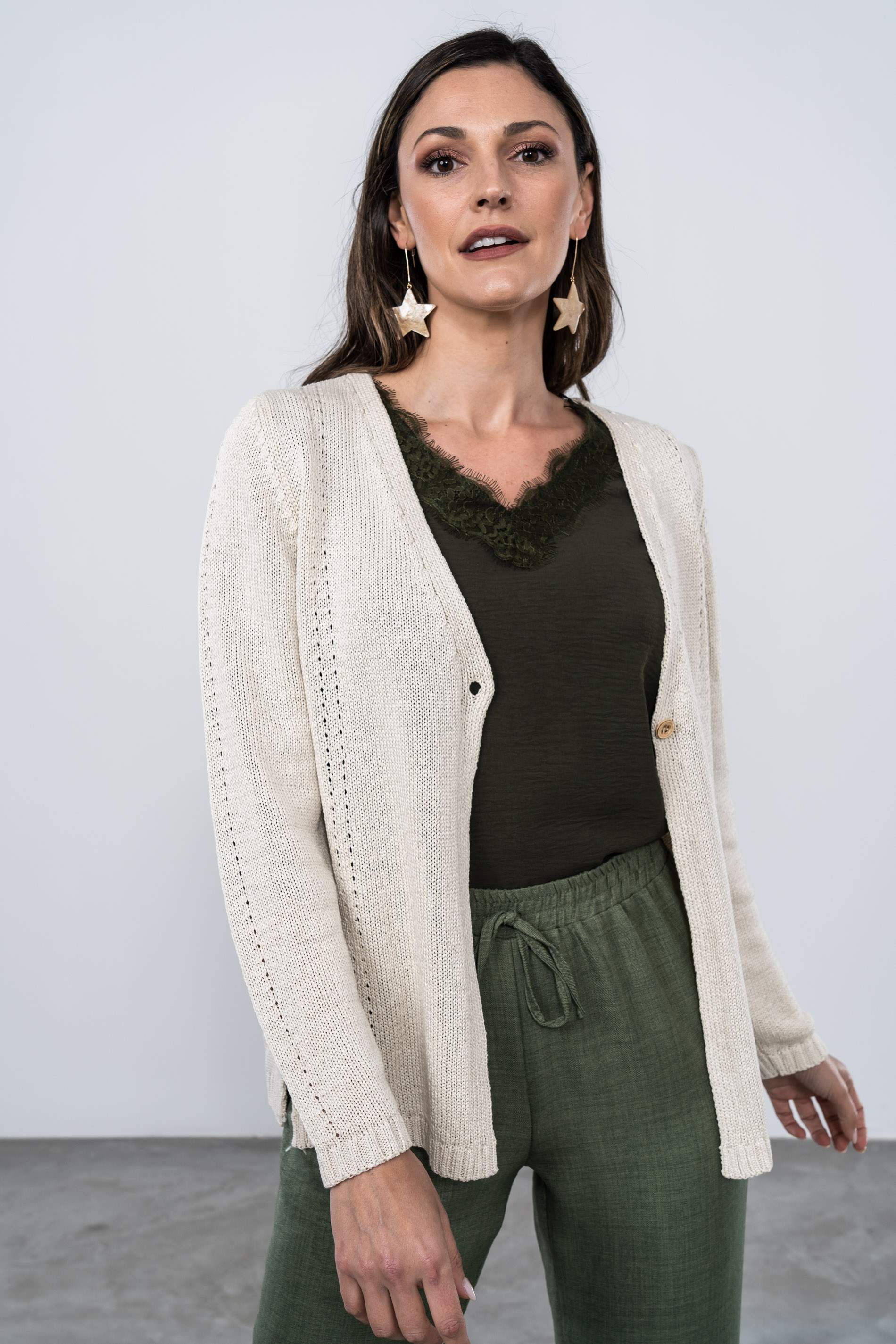 CHAQUETA BOTÓN ARENA