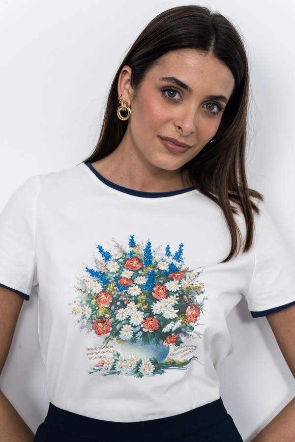 CAMISETA MARGARITAS BORDADAS