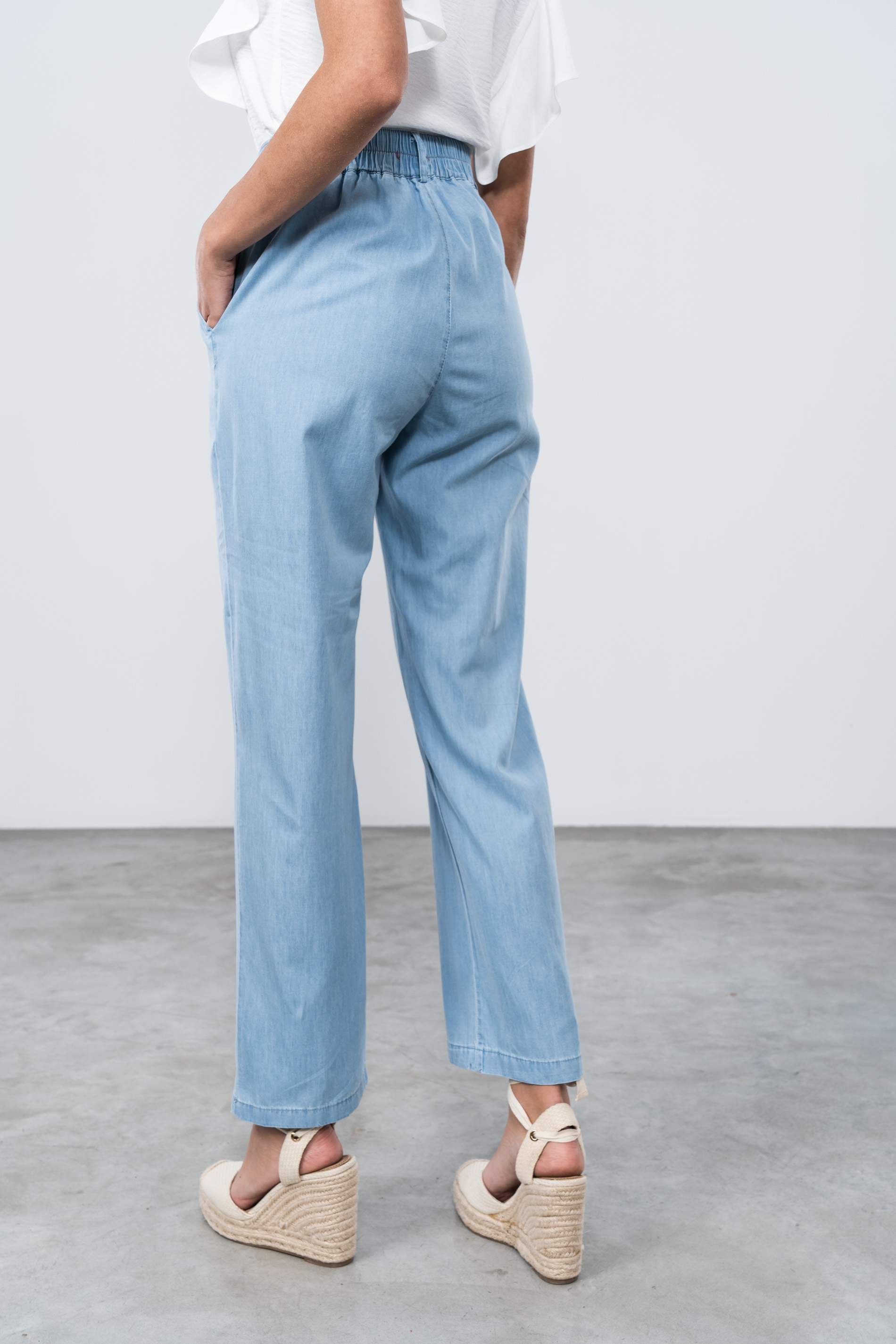 PANTALÓN VAQUERO FLUIDO