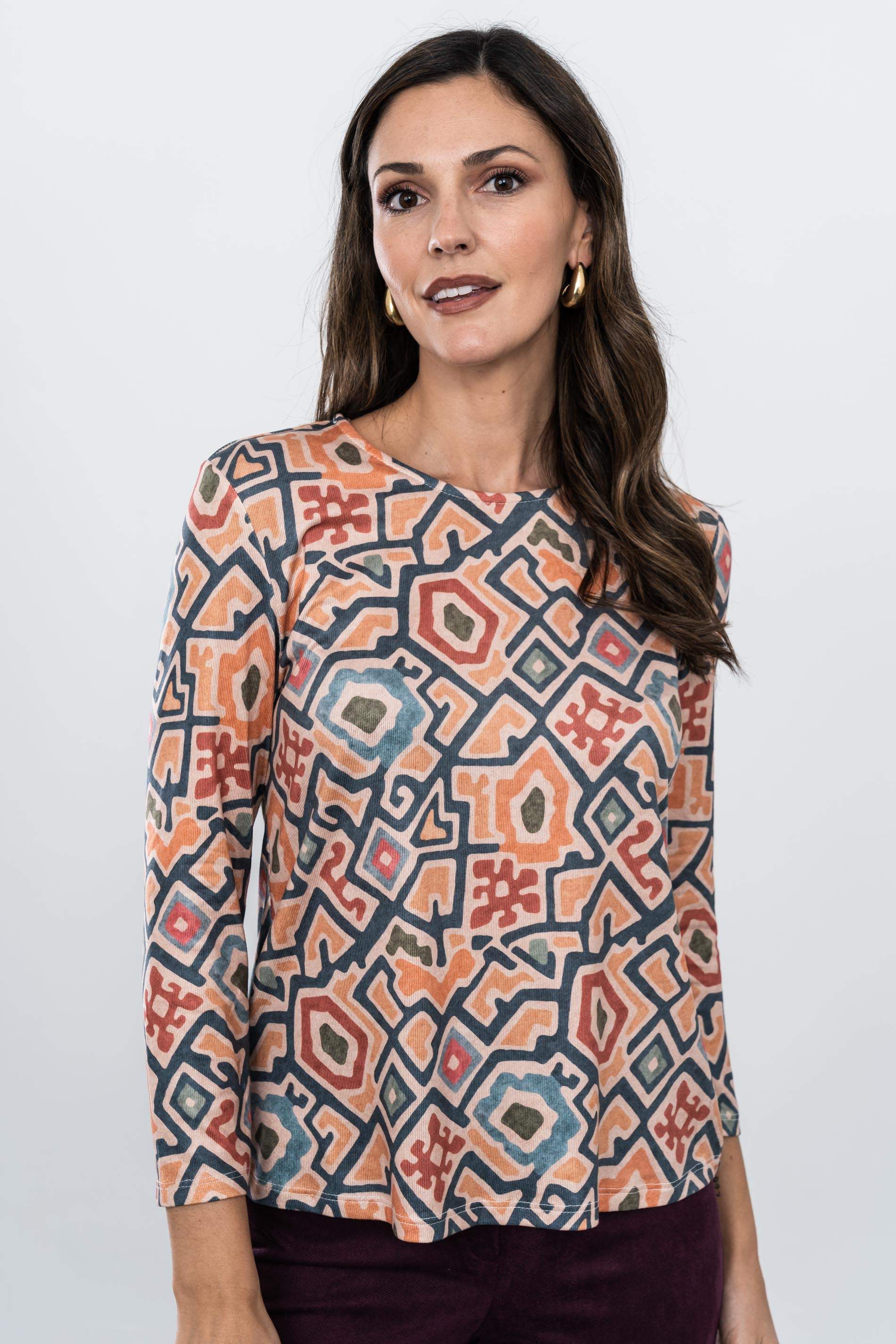 CAMISETA PUNTO TRAZOS