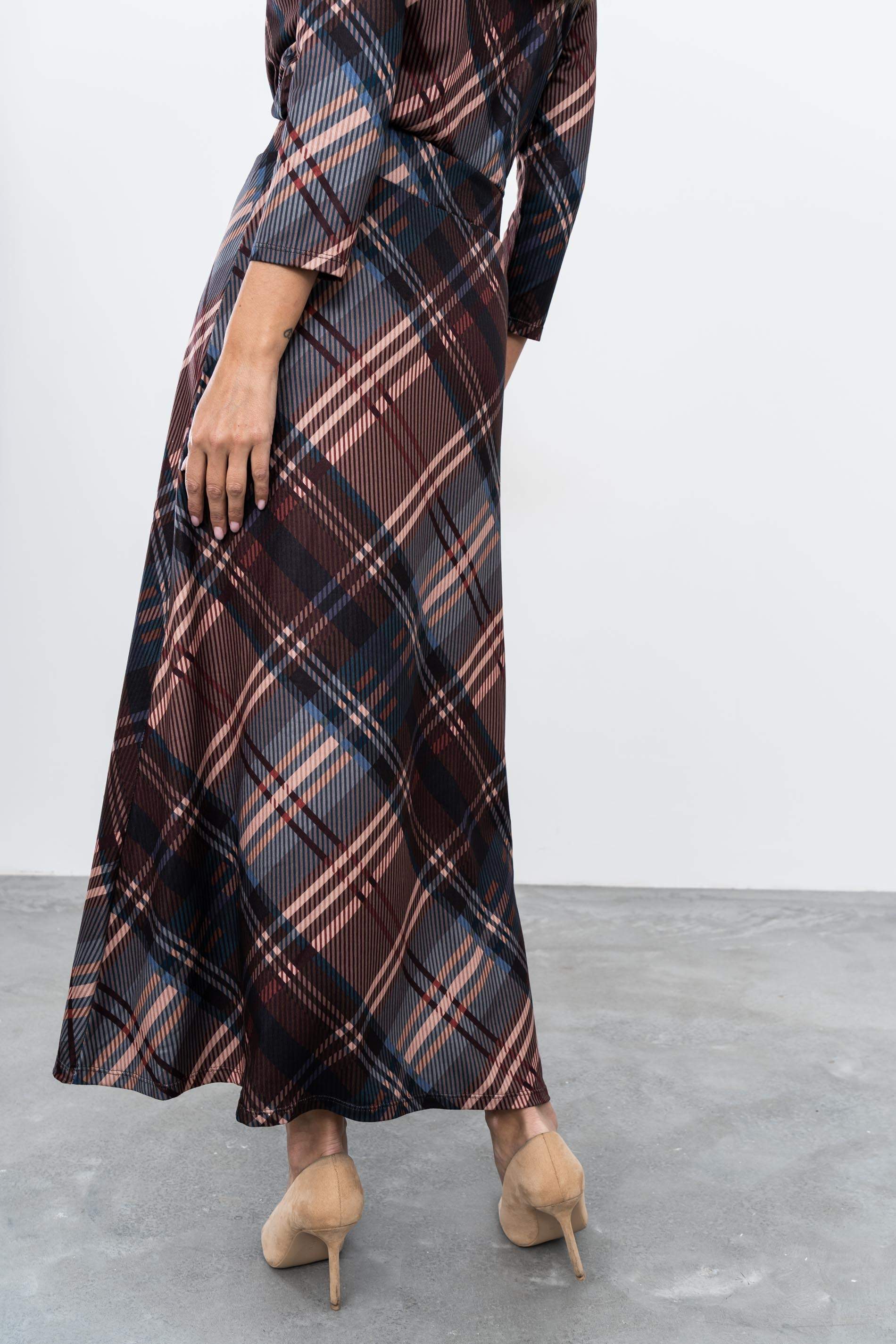 FALDA LARGA PUNTO CUADROS