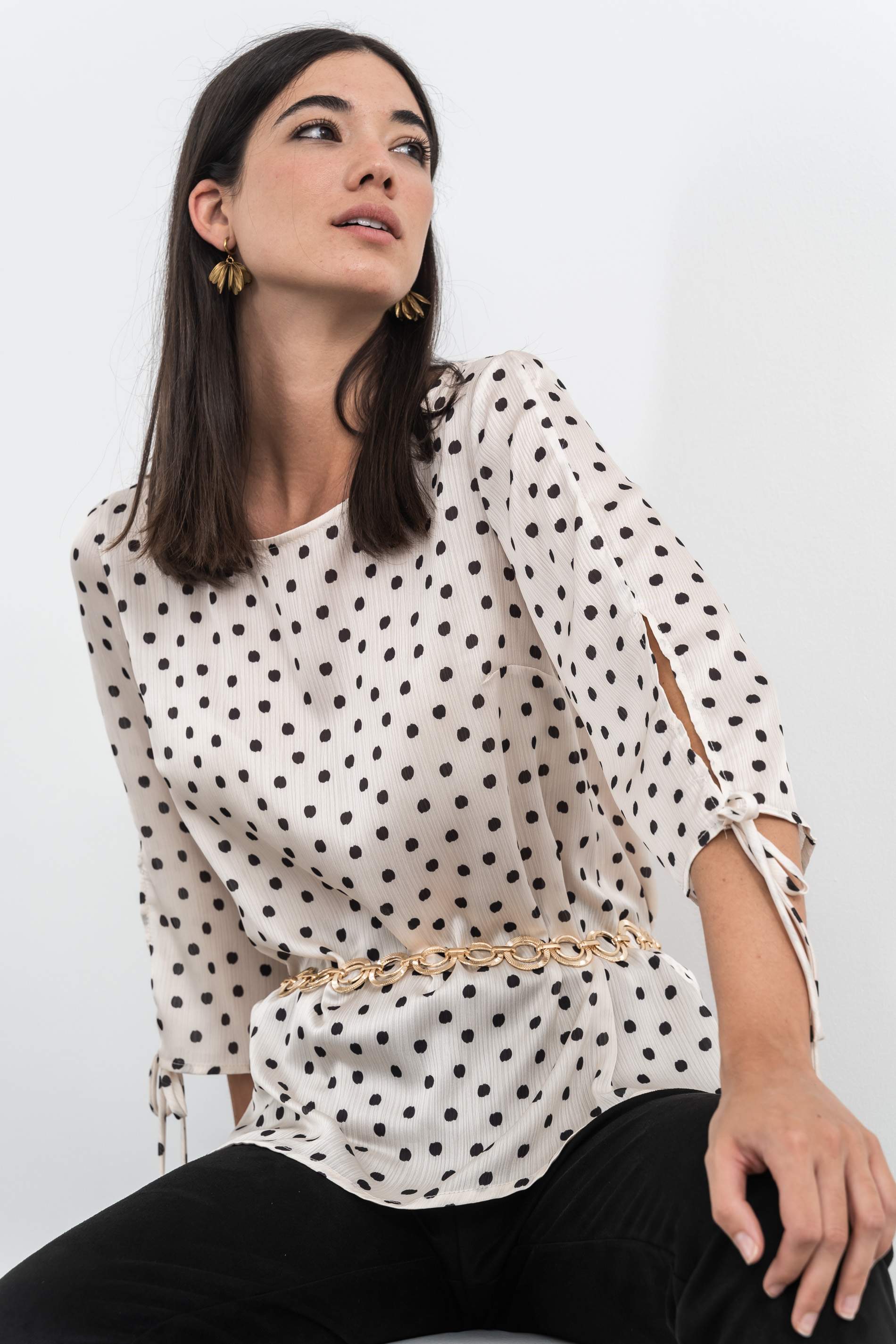 BLUSA LAZOS TOPO NEGRO