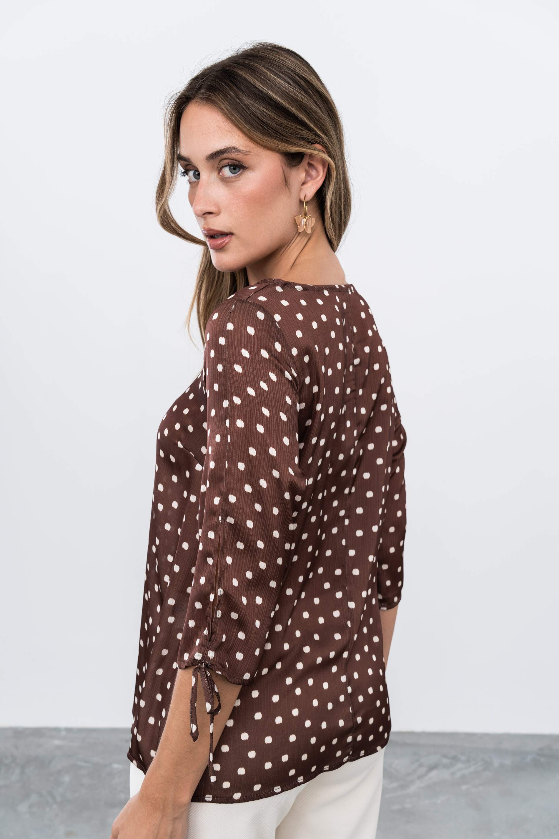 BLUSA LAZOS TOPO CHOCOLATE