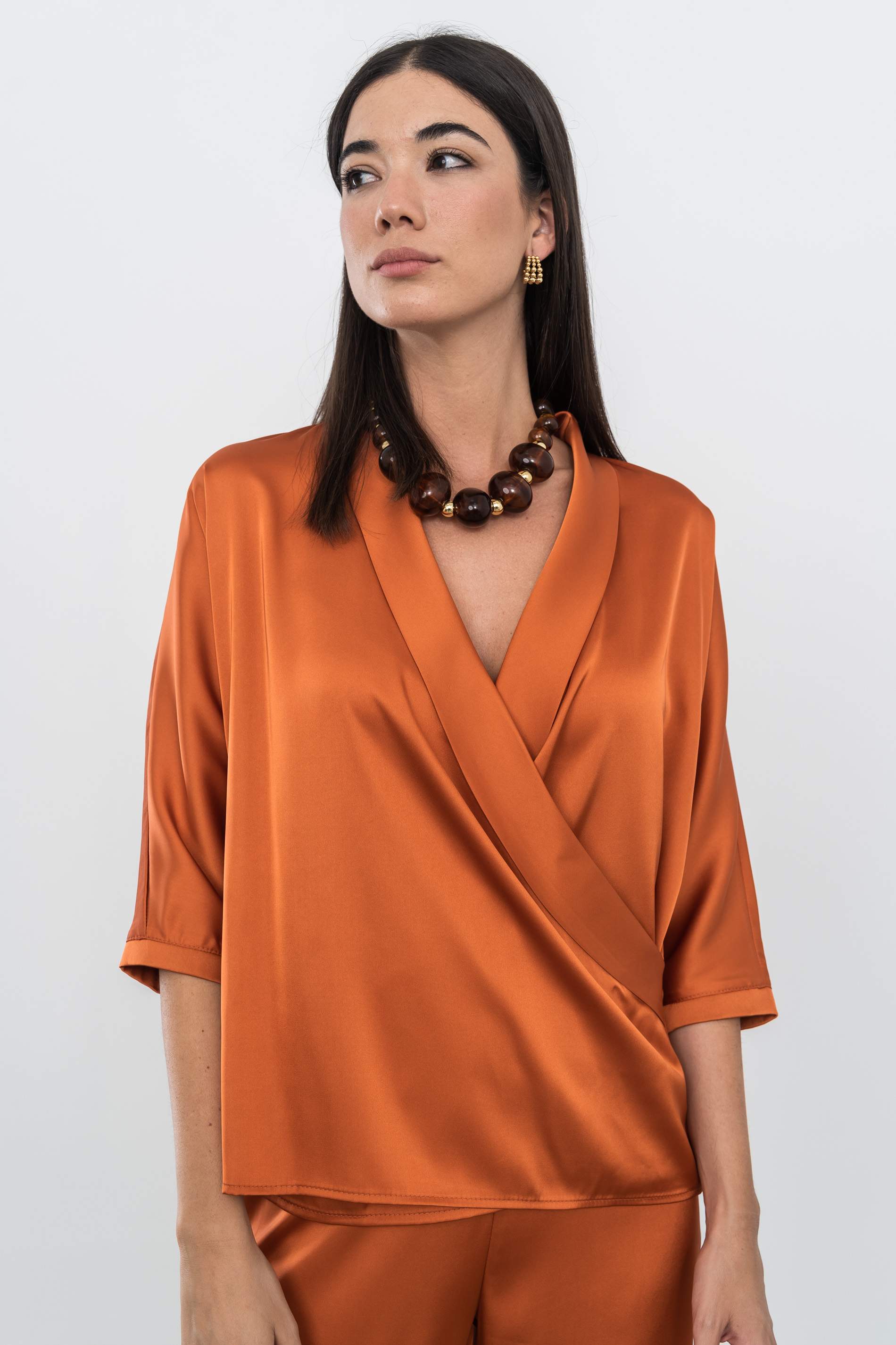BLUSA SMOKING SATINADA CALDERA
