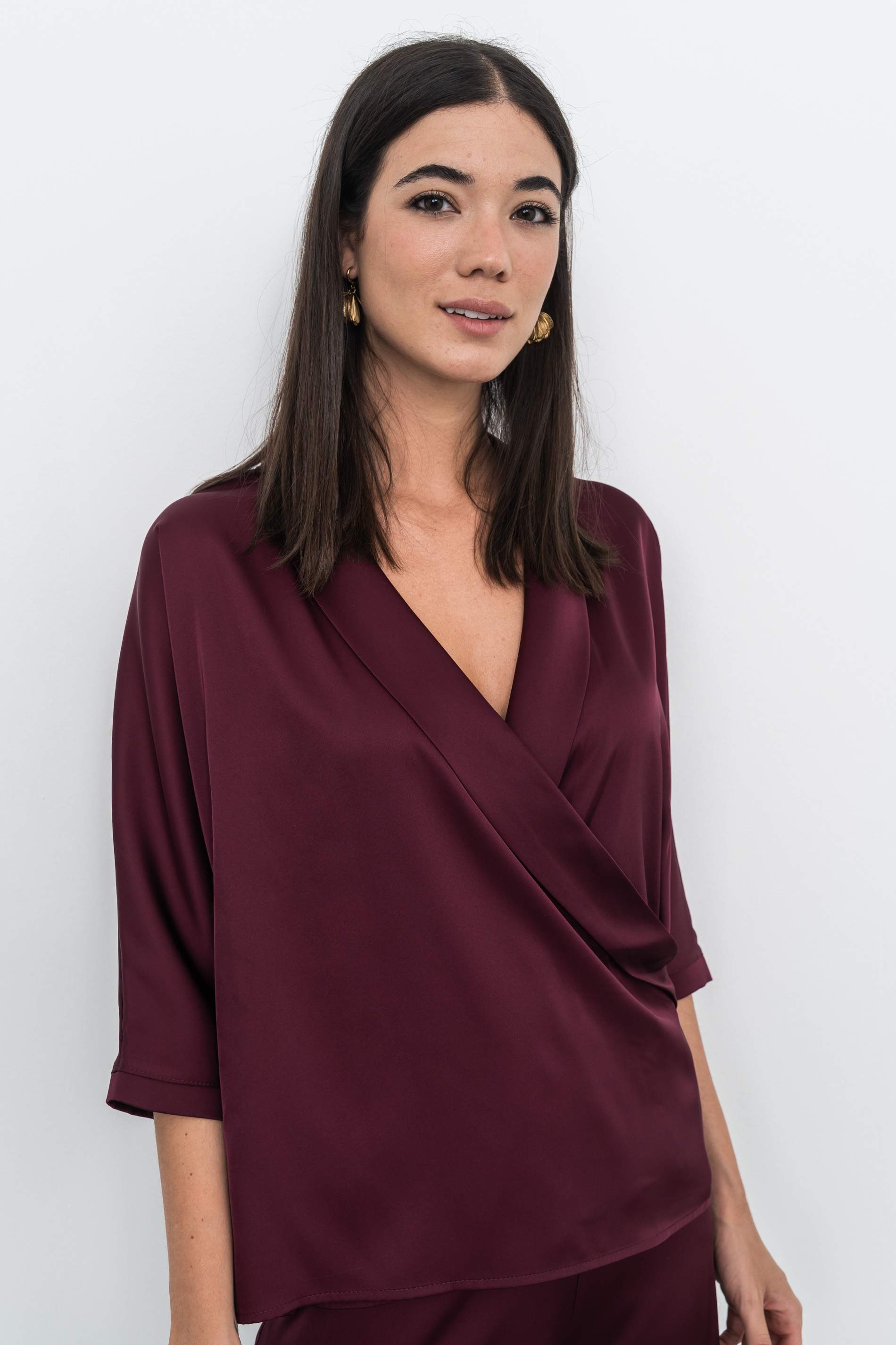 BLUSA SMOKING SATINADA GRANATE