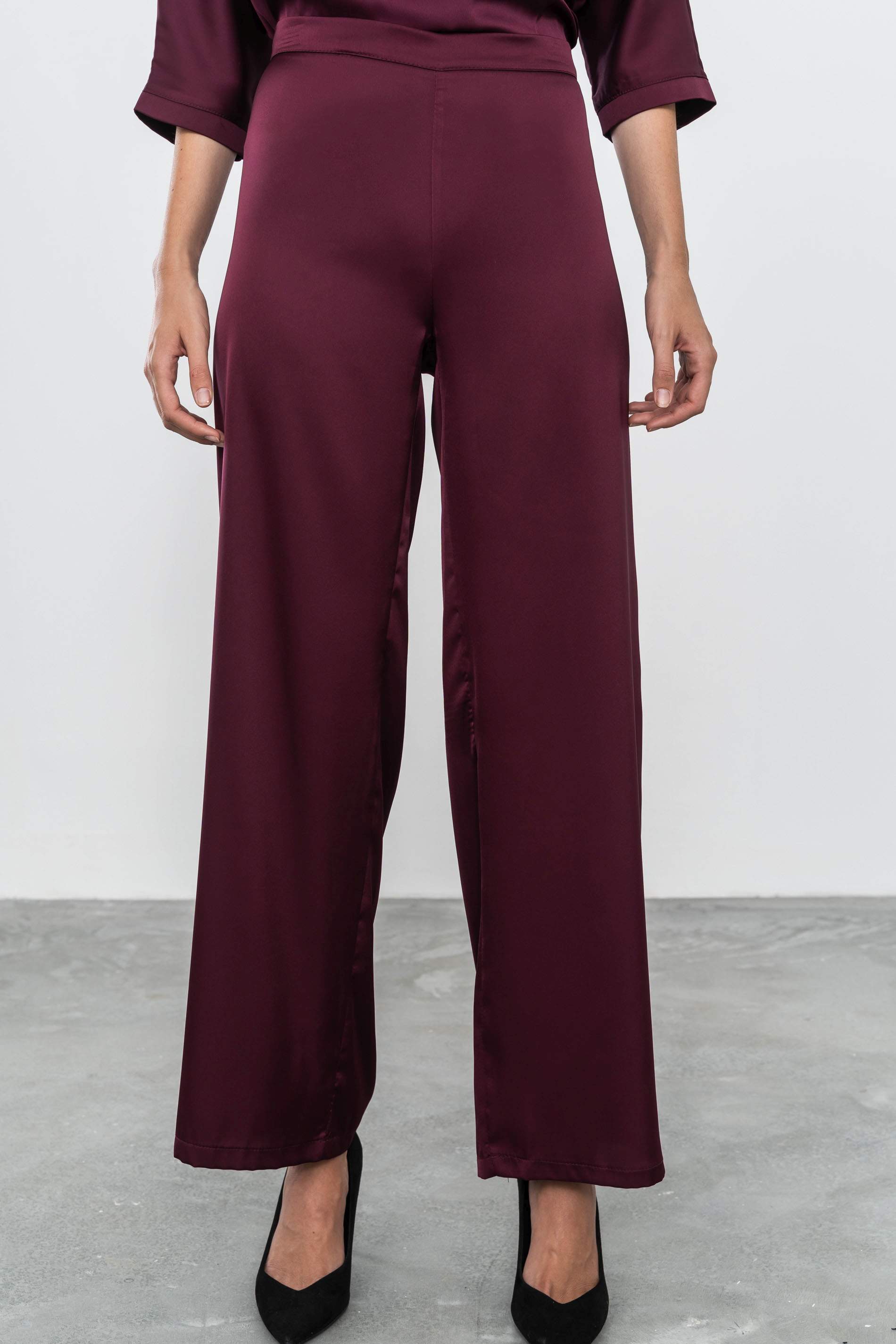 PANTALÓN SATINADO GRANATE