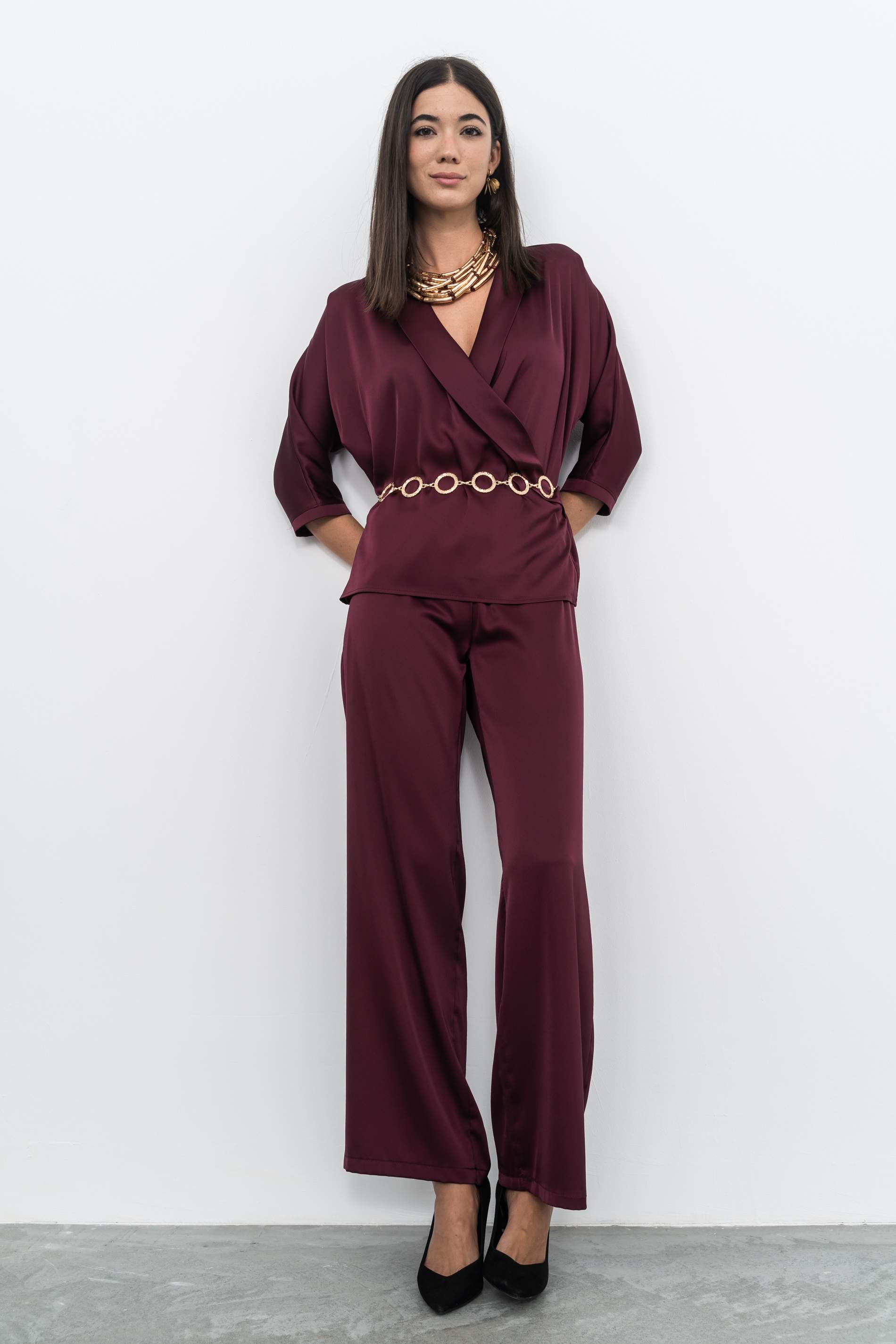 PANTALÓN SATINADO GRANATE