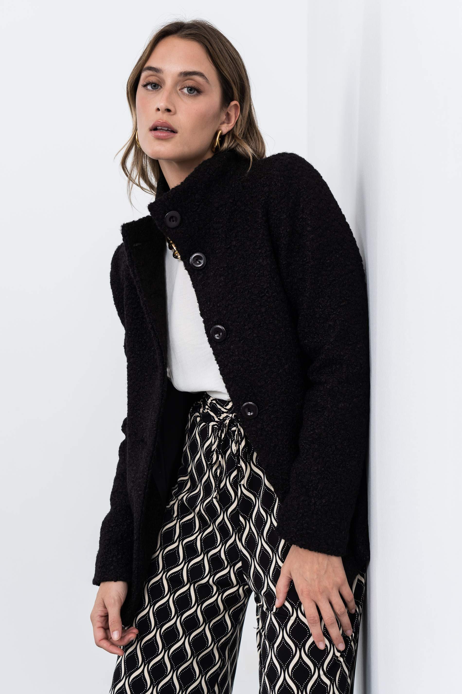 CHAQUETÓN BAGUILLA NEGRO