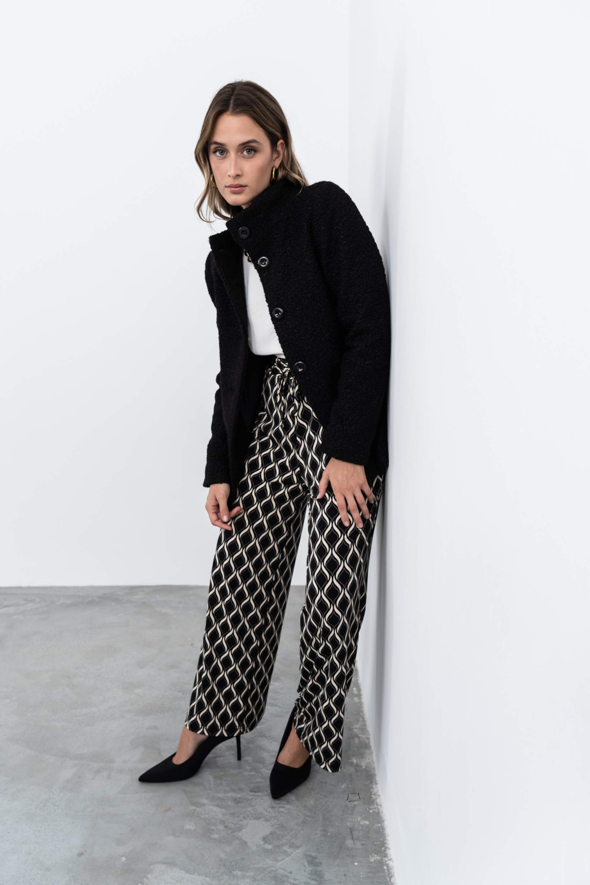 CHAQUETÓN BAGUILLA NEGRO