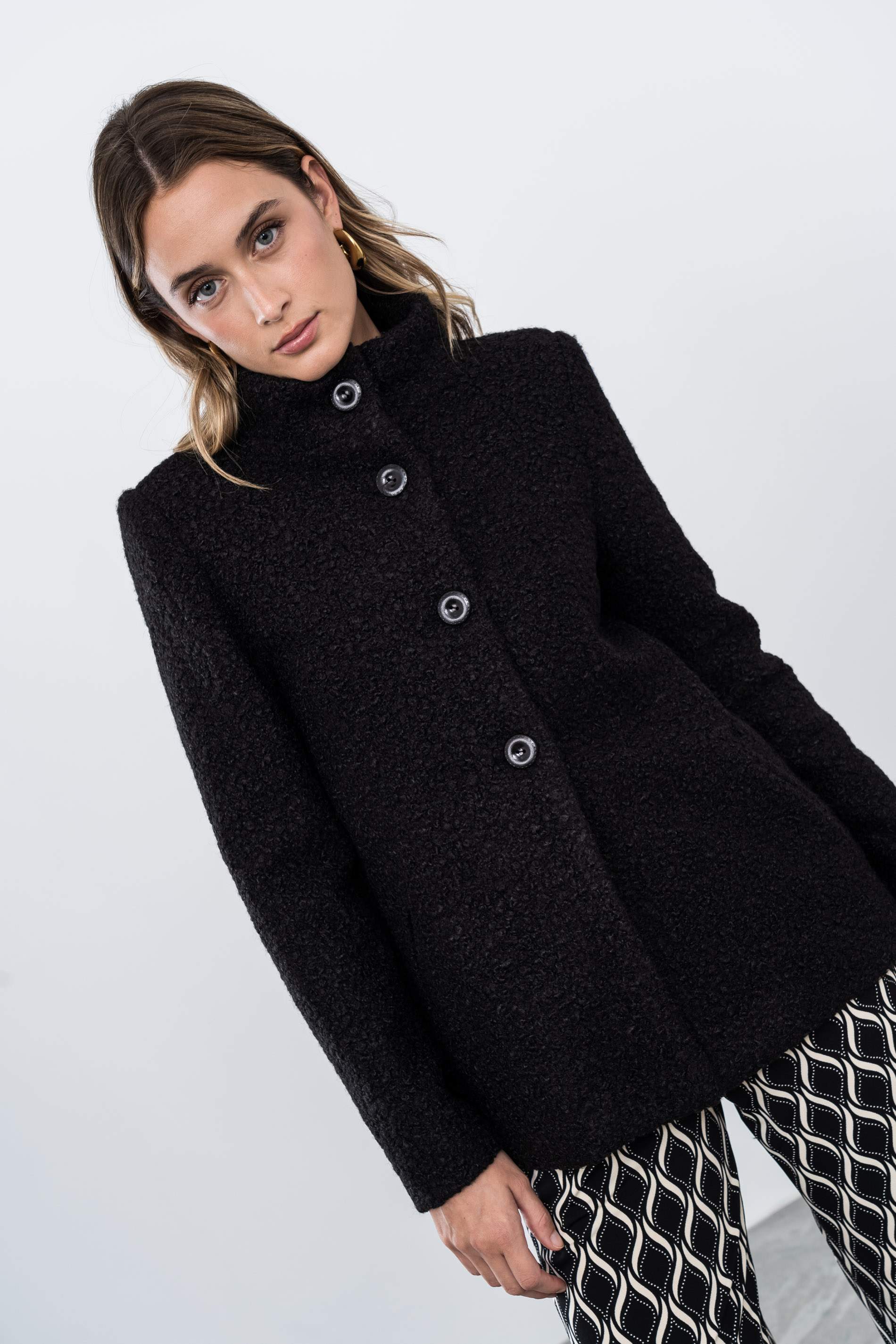 CHAQUETÓN BAGUILLA NEGRO