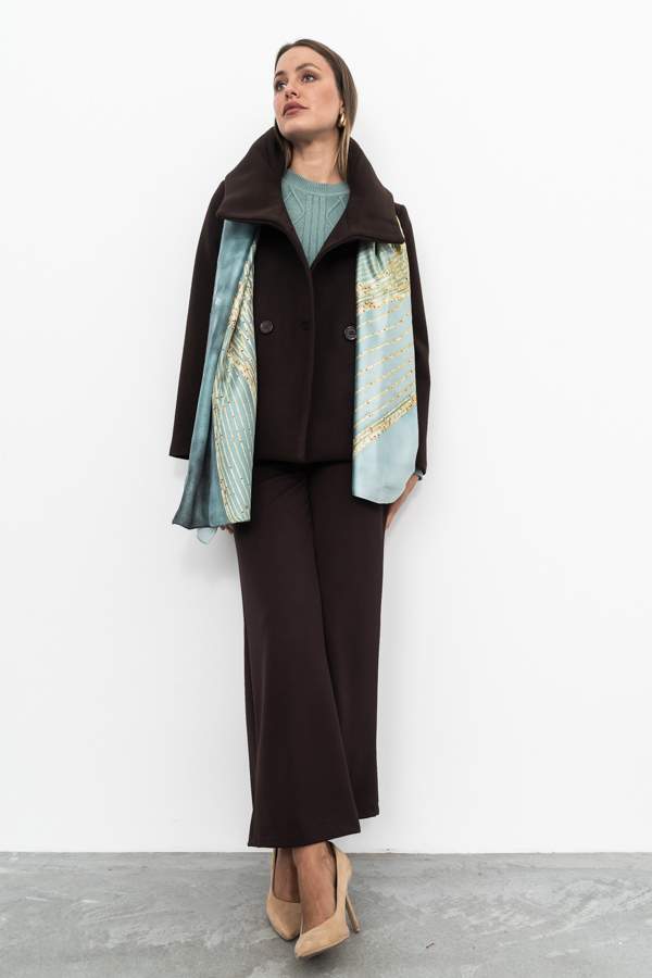 CHAQUETÓN CUELLO VUELTO CHOCOLATE