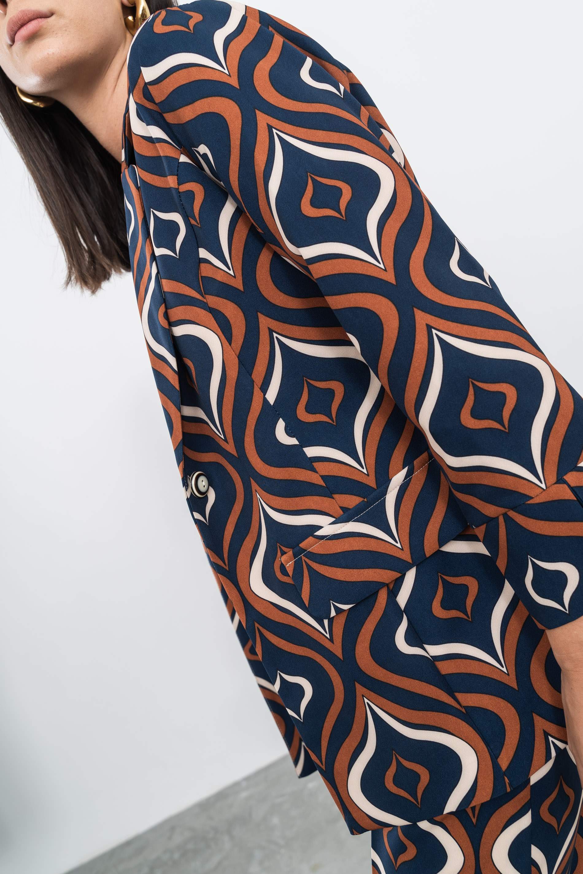 CHAQUETA ESTAMPADA RETRO