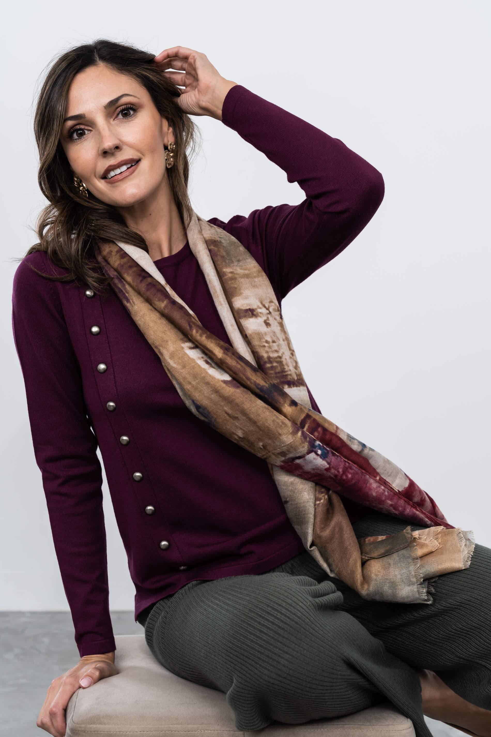 JERSEY DETALLE TACHAS BERENJENA