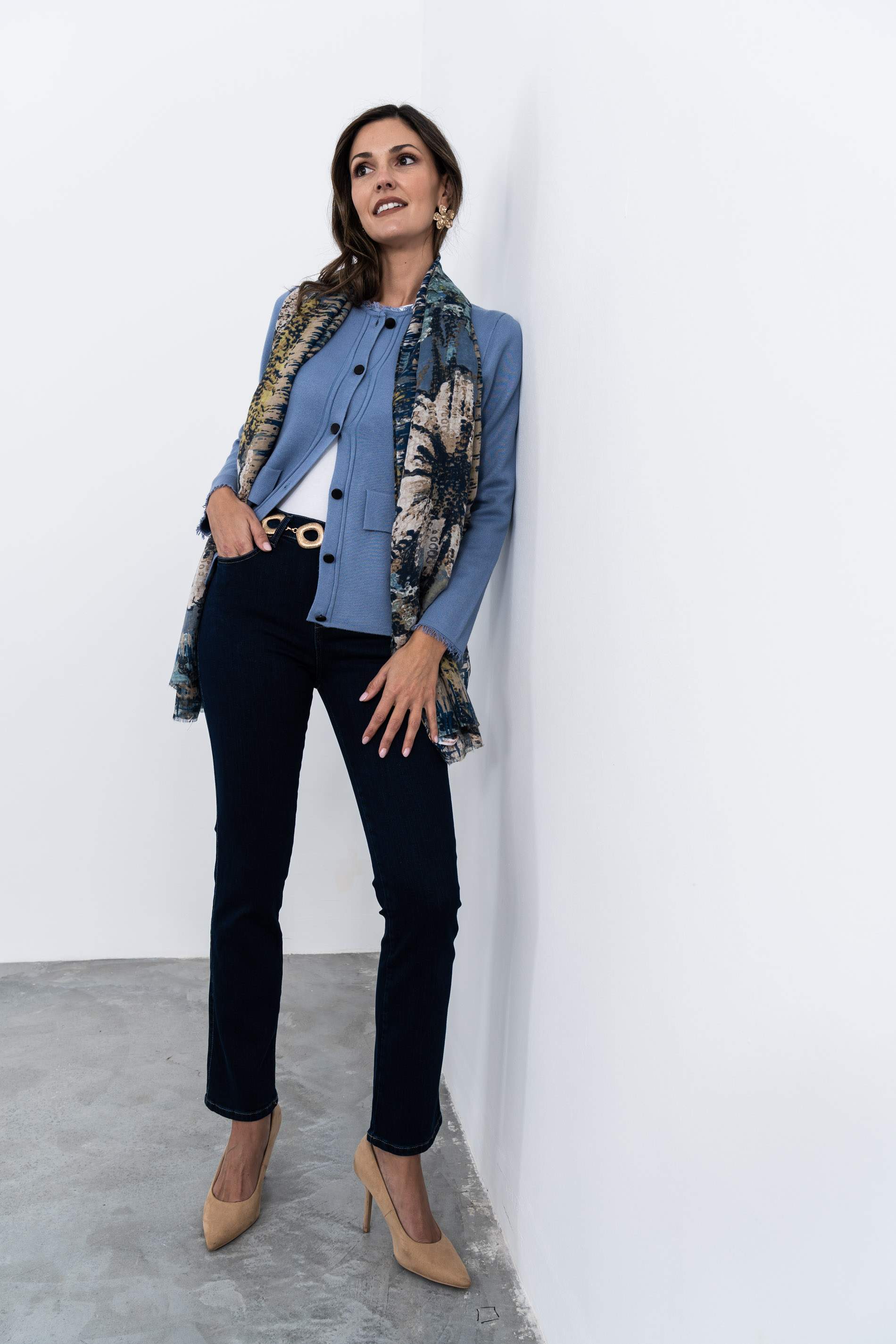 CHAQUETA DESFLECADA CELESTE