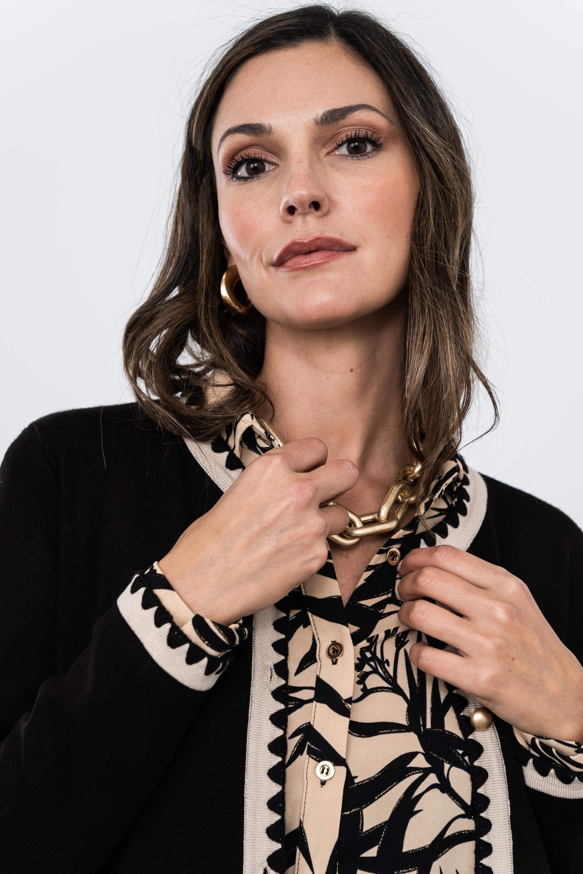 CHAQUETA VIVO CONTRASTE NEGRO