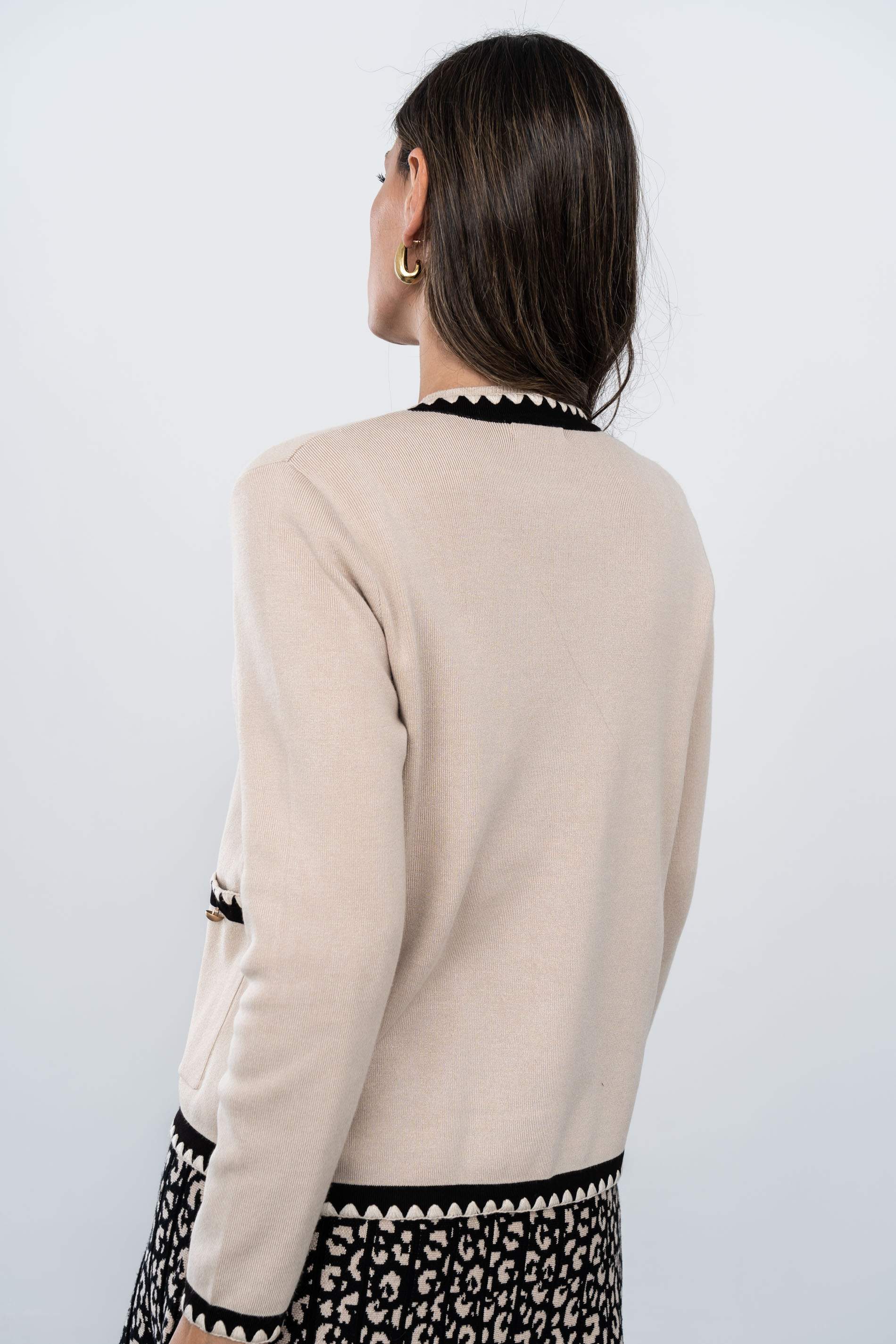 CHAQUETA VIVO CONTRASTE ARENA