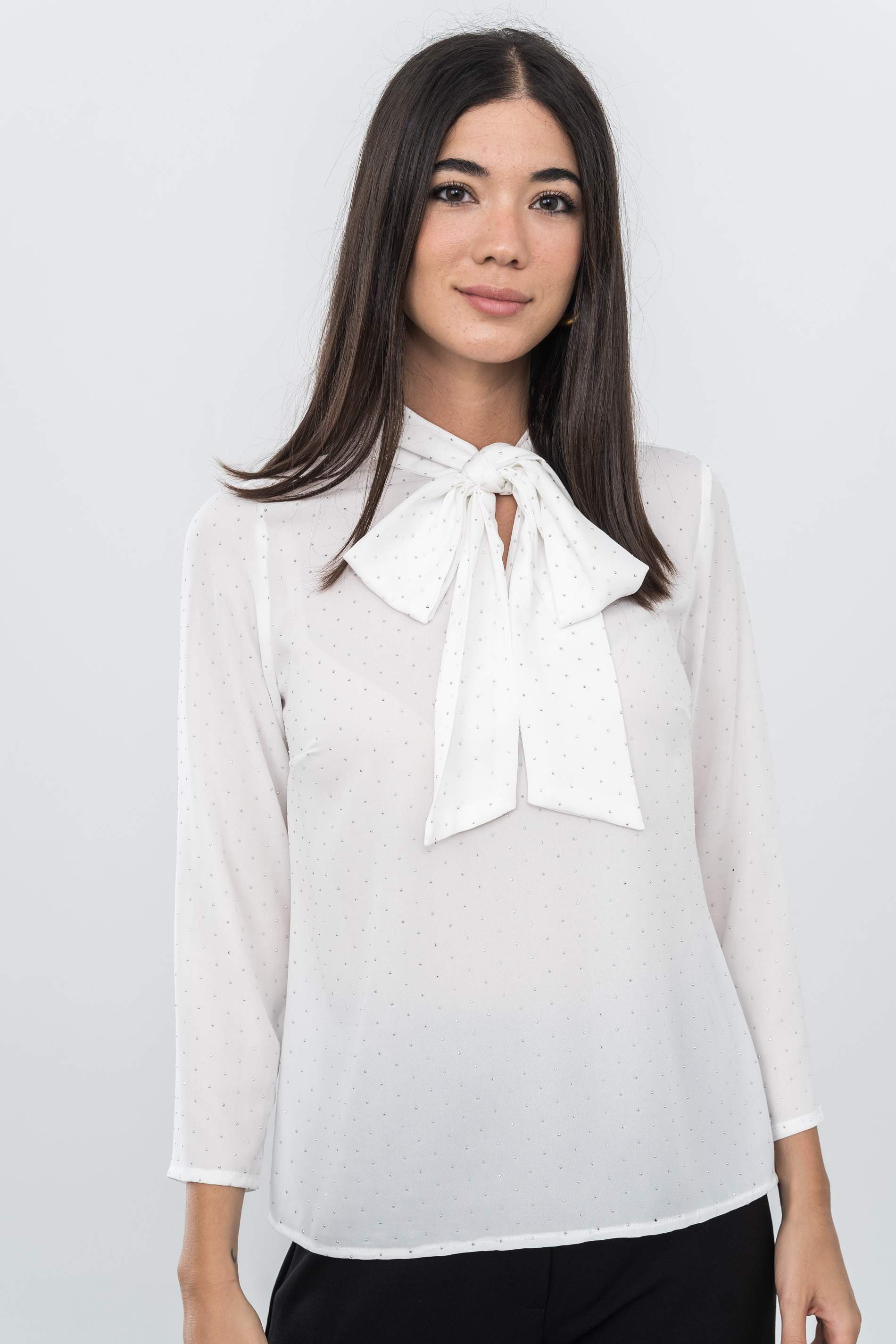 BLUSA LAZADA TACHAS BLANCO